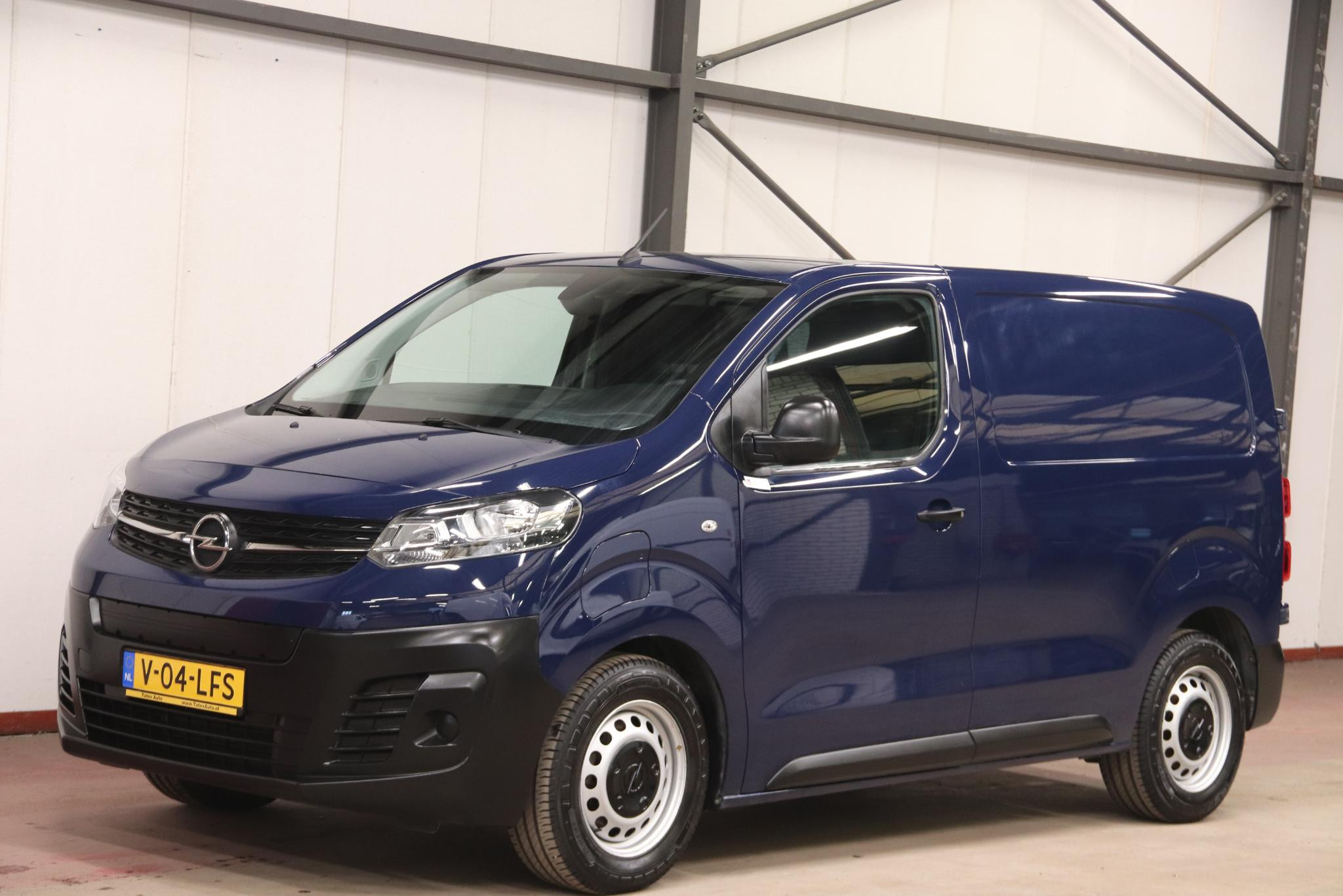 Opel Vivaro ELEKTRISCH ACHTERUITRIJCAMERA 2022 - voorkant