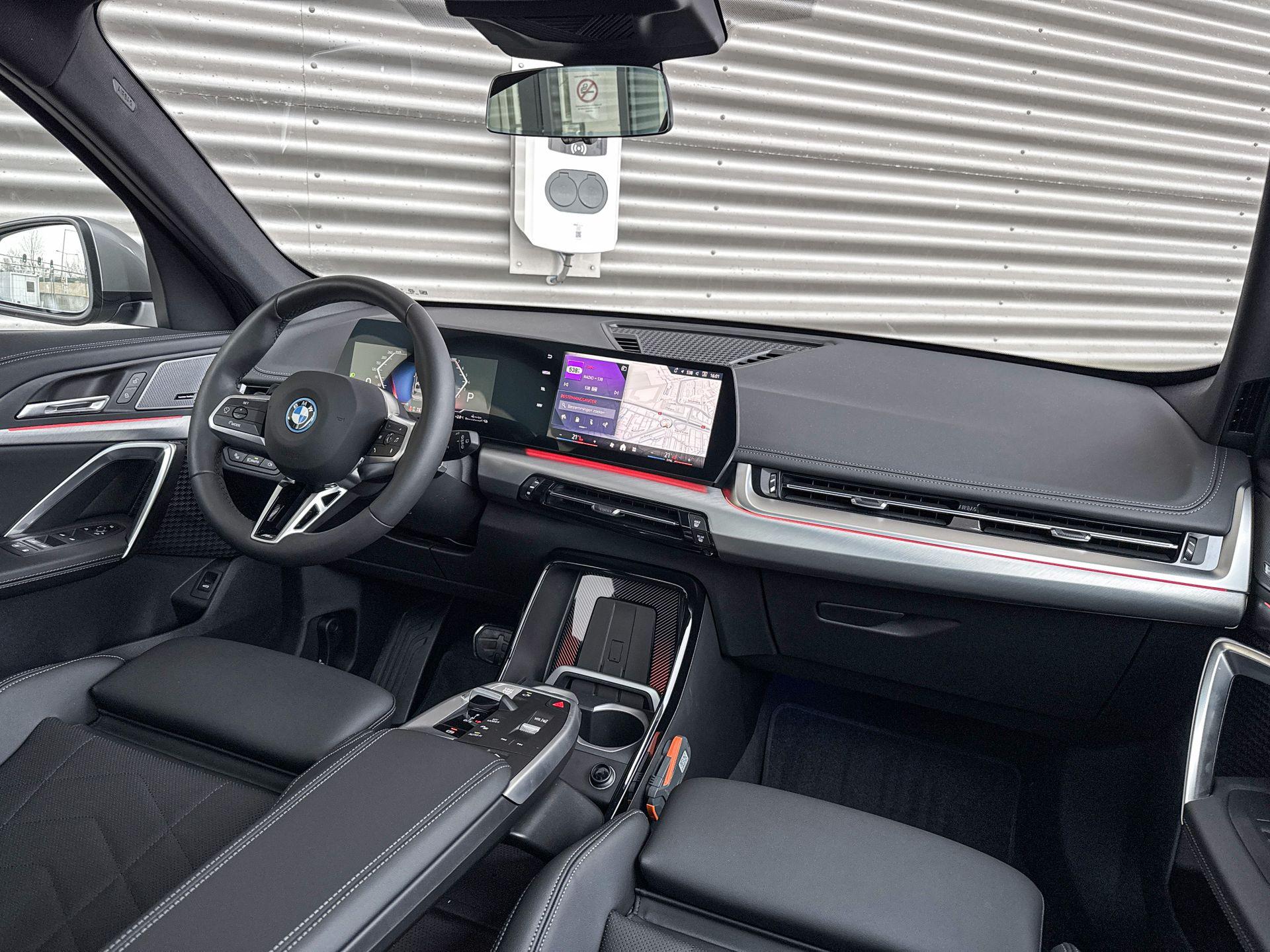 Foto van BMW X1 Xdrive25e