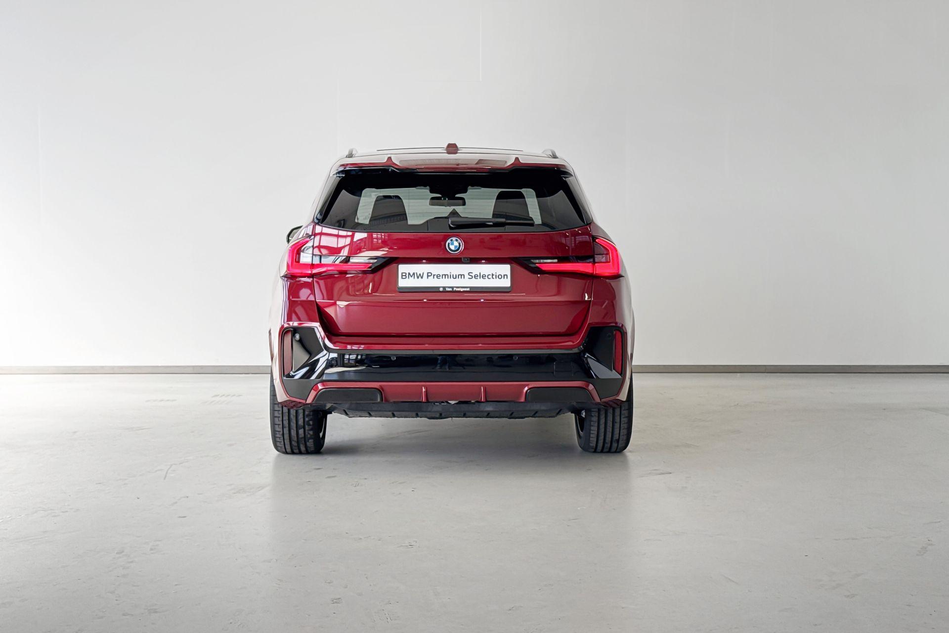 Foto van BMW Ix1 Edrive20