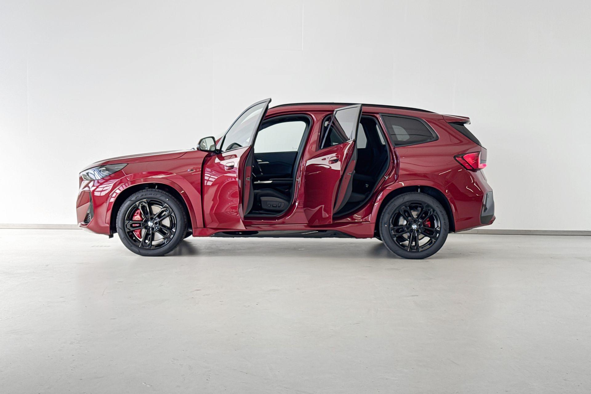 Foto van BMW Ix1 Edrive20