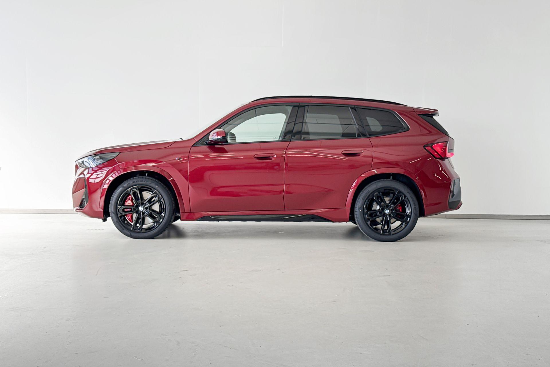 Foto van BMW Ix1 Edrive20