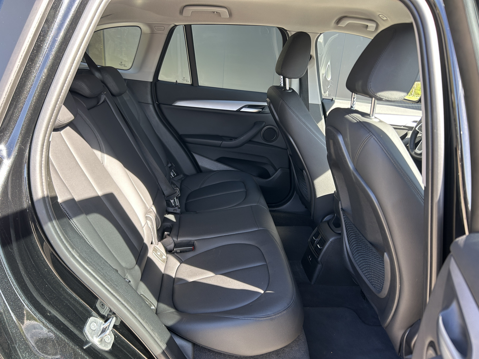 Foto van BMW X1 Xdrive25e