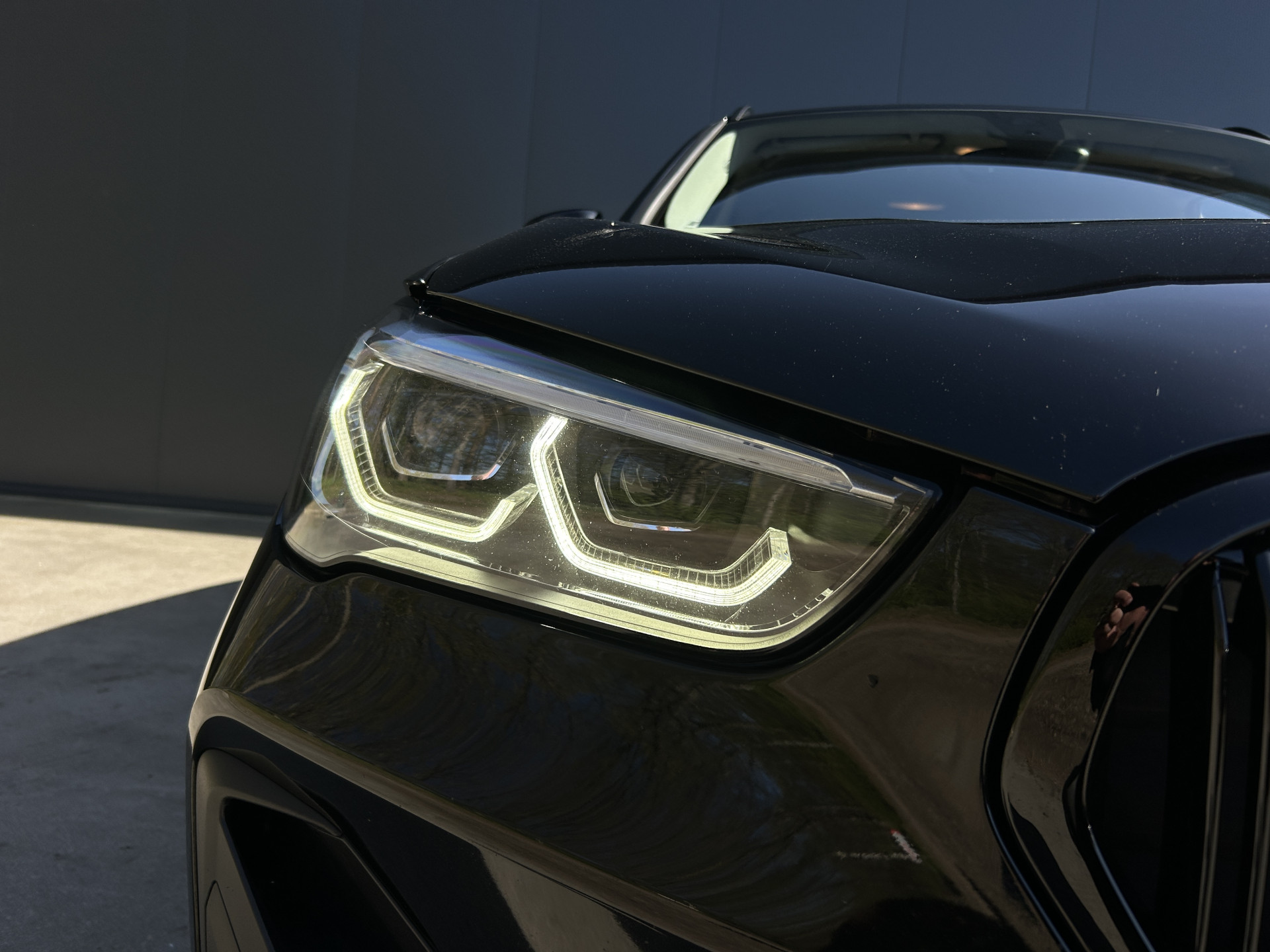 Foto van BMW X1 Xdrive25e