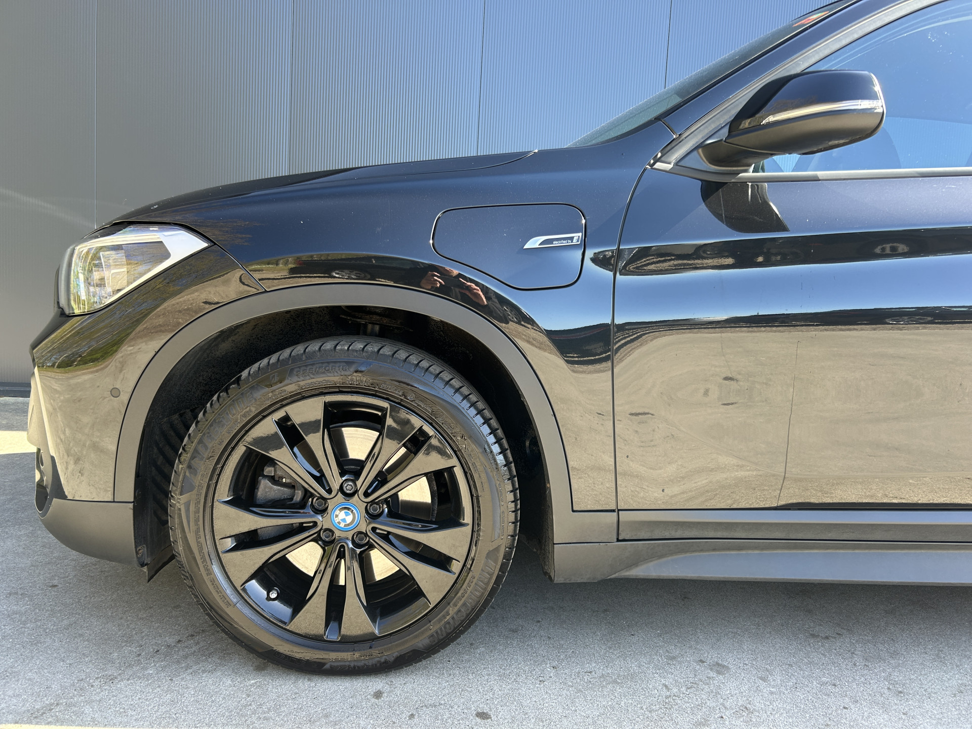 Foto van BMW X1 Xdrive25e