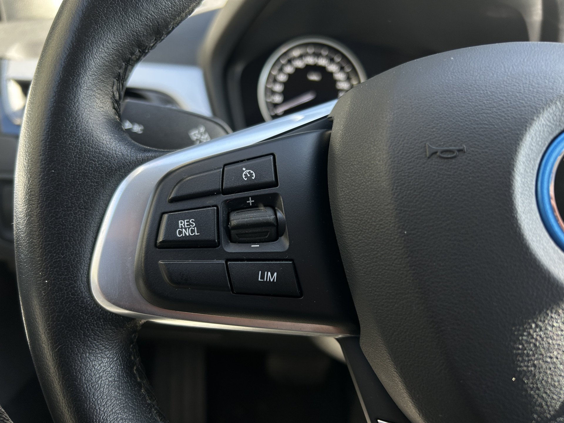 Foto van BMW X1 Xdrive25e