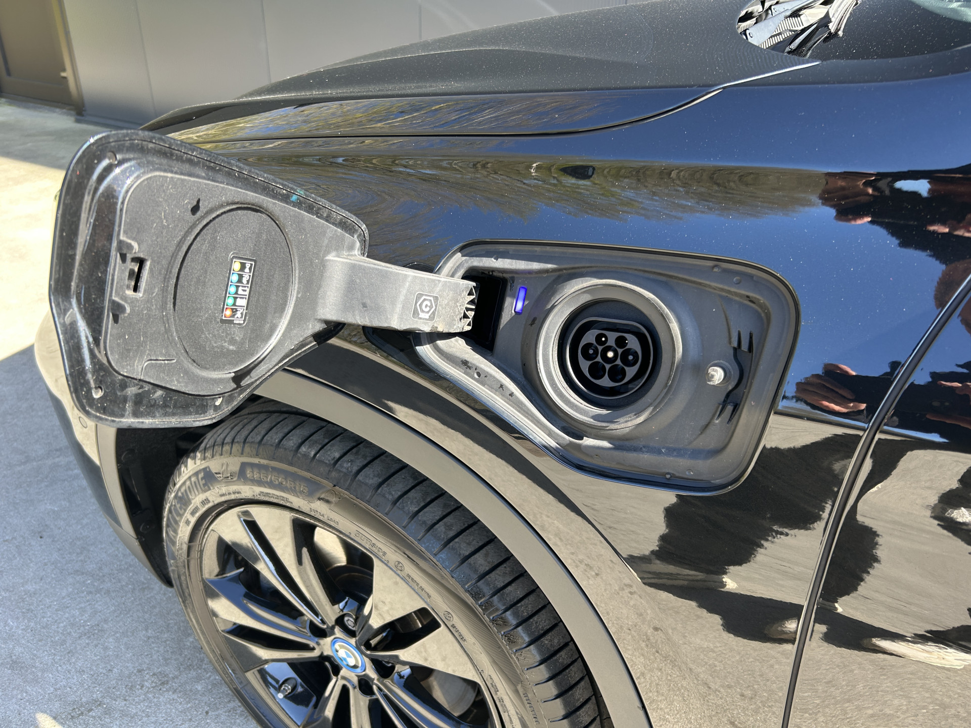 Foto van BMW X1 Xdrive25e