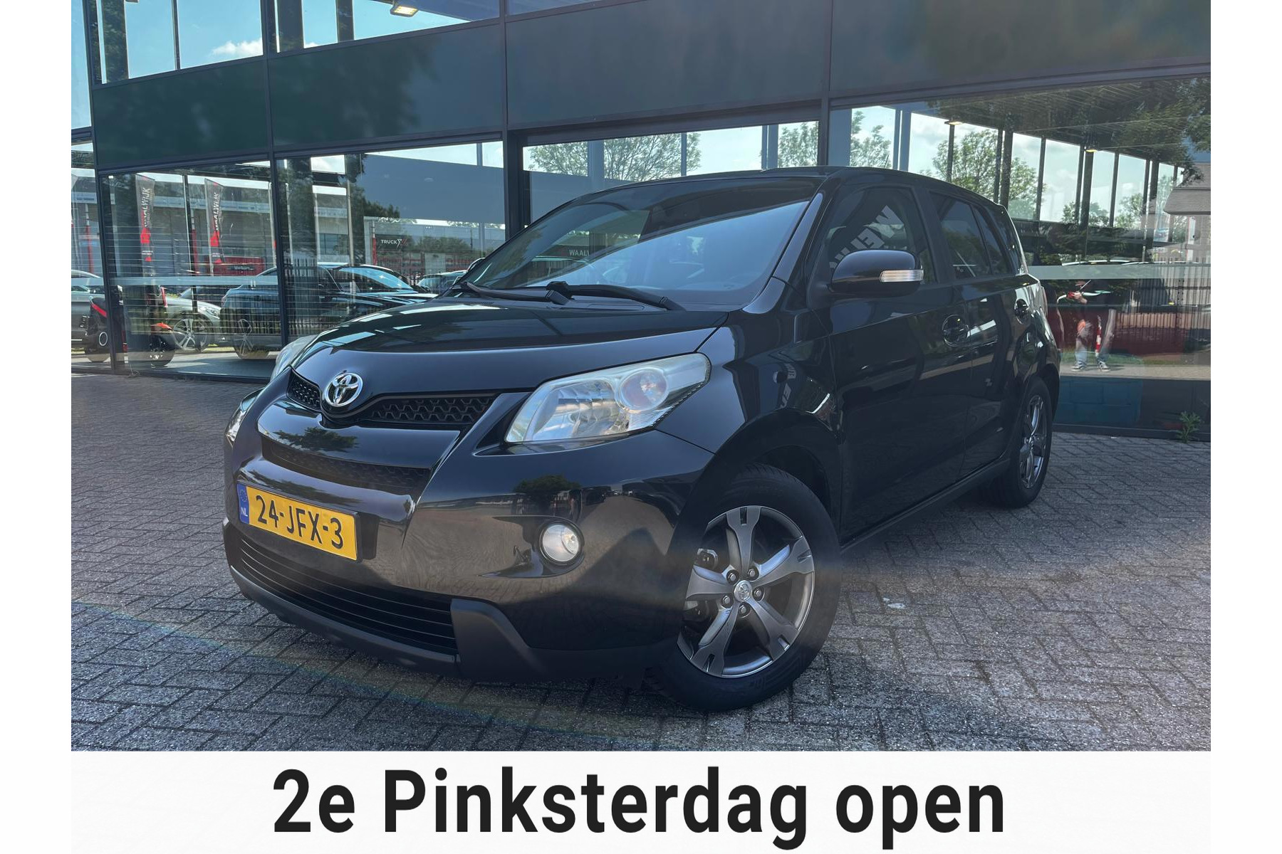 Foto van TOYOTA TOYOTA URBAN CRUISER