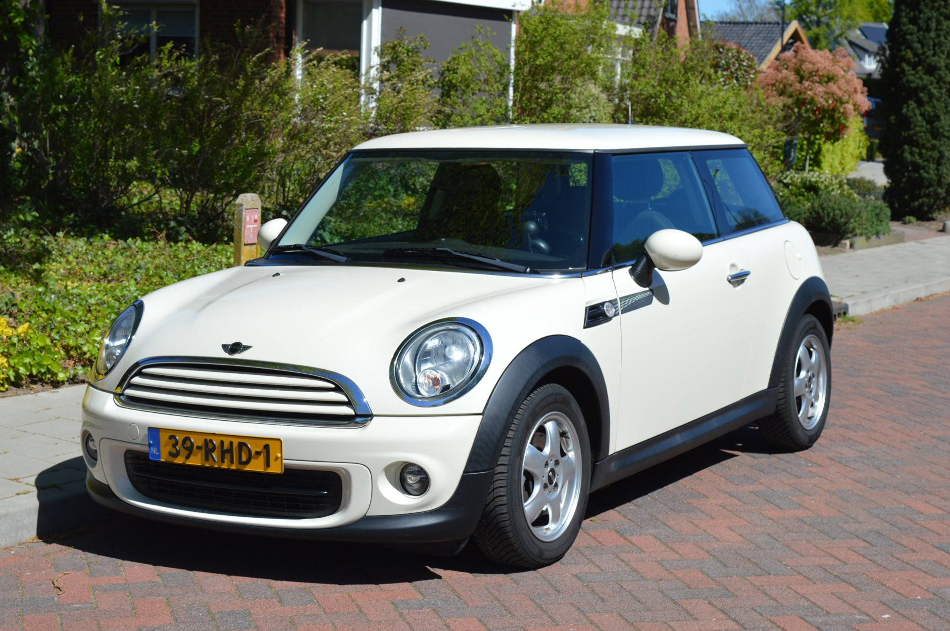 Foto van MINI ONE