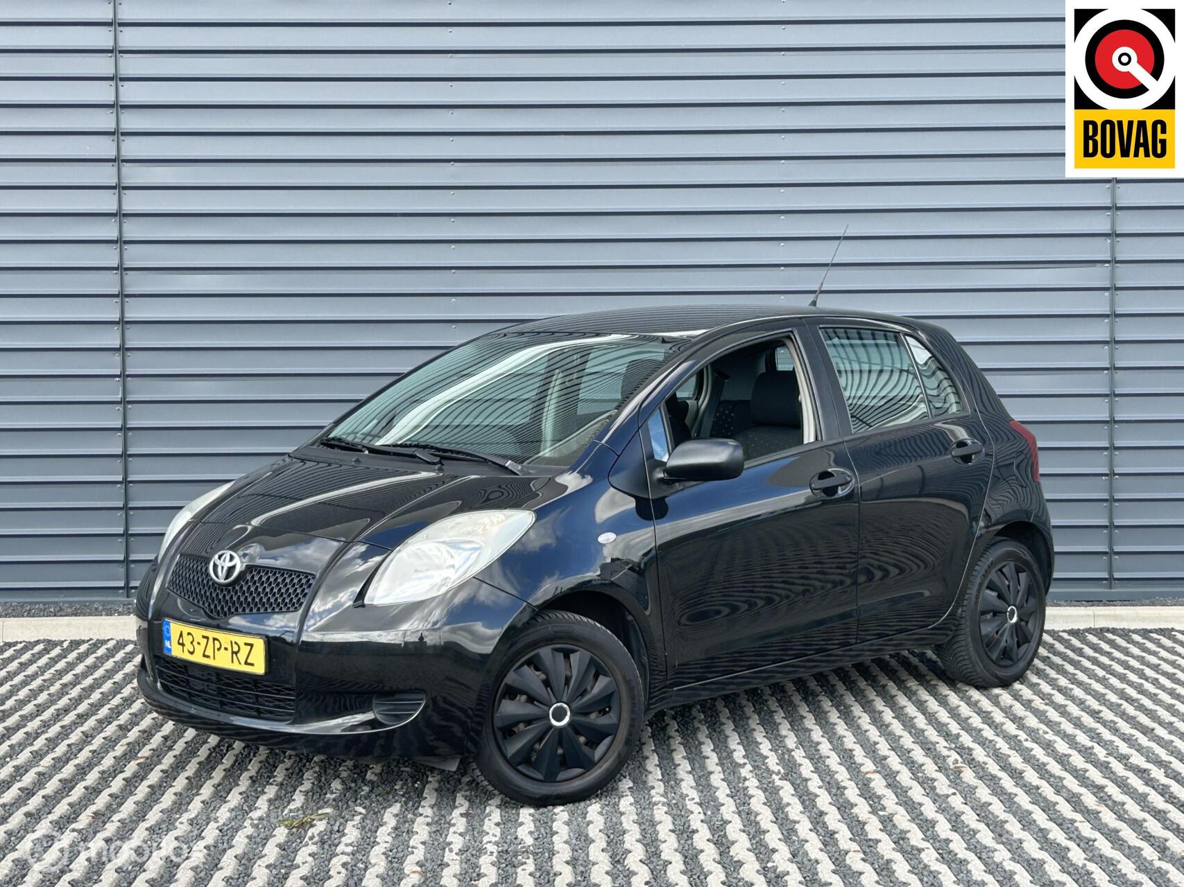 Foto van TOYOTA TOYOTA YARIS