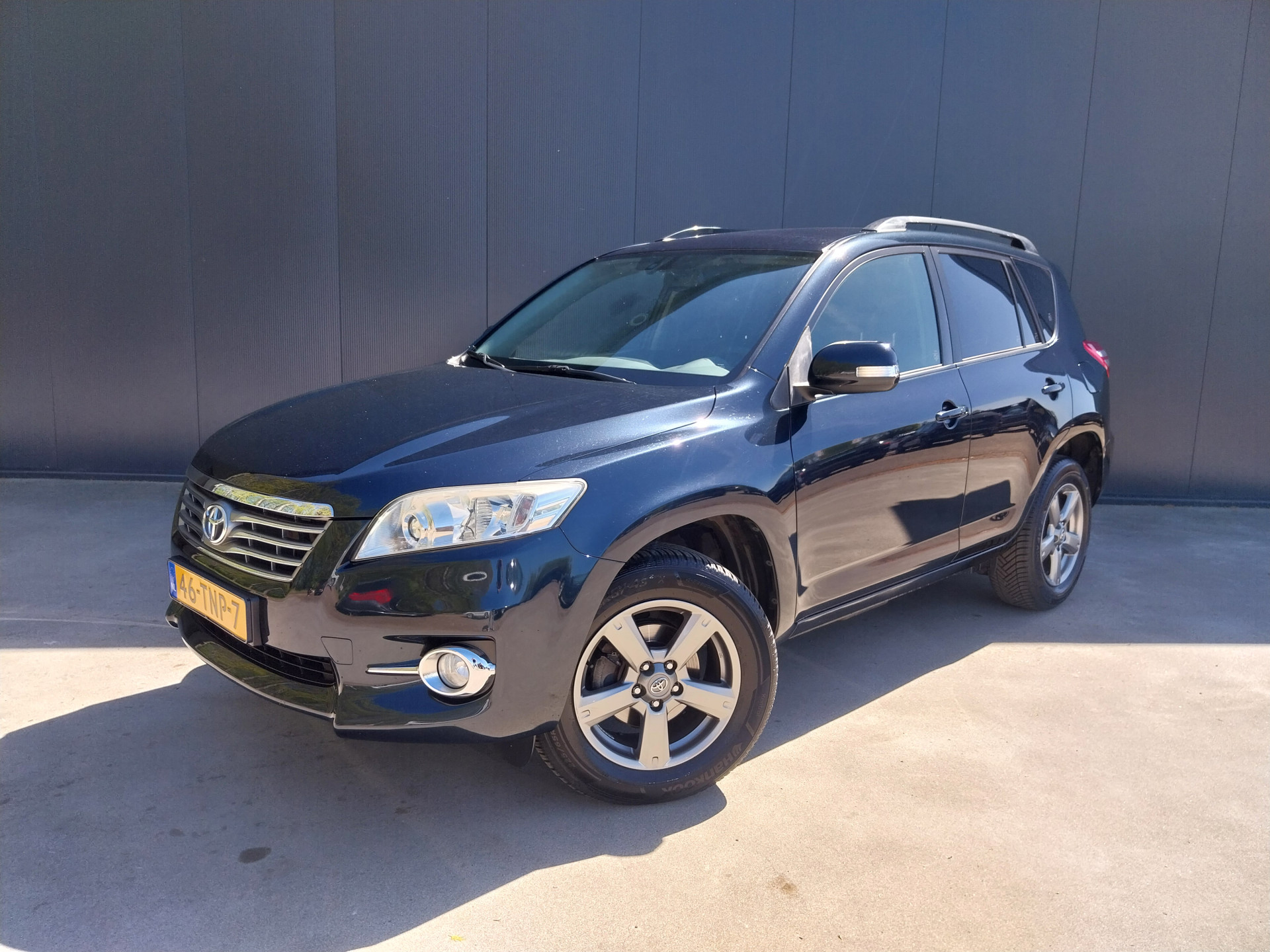 Foto van TOYOTA TOYOTA RAV4