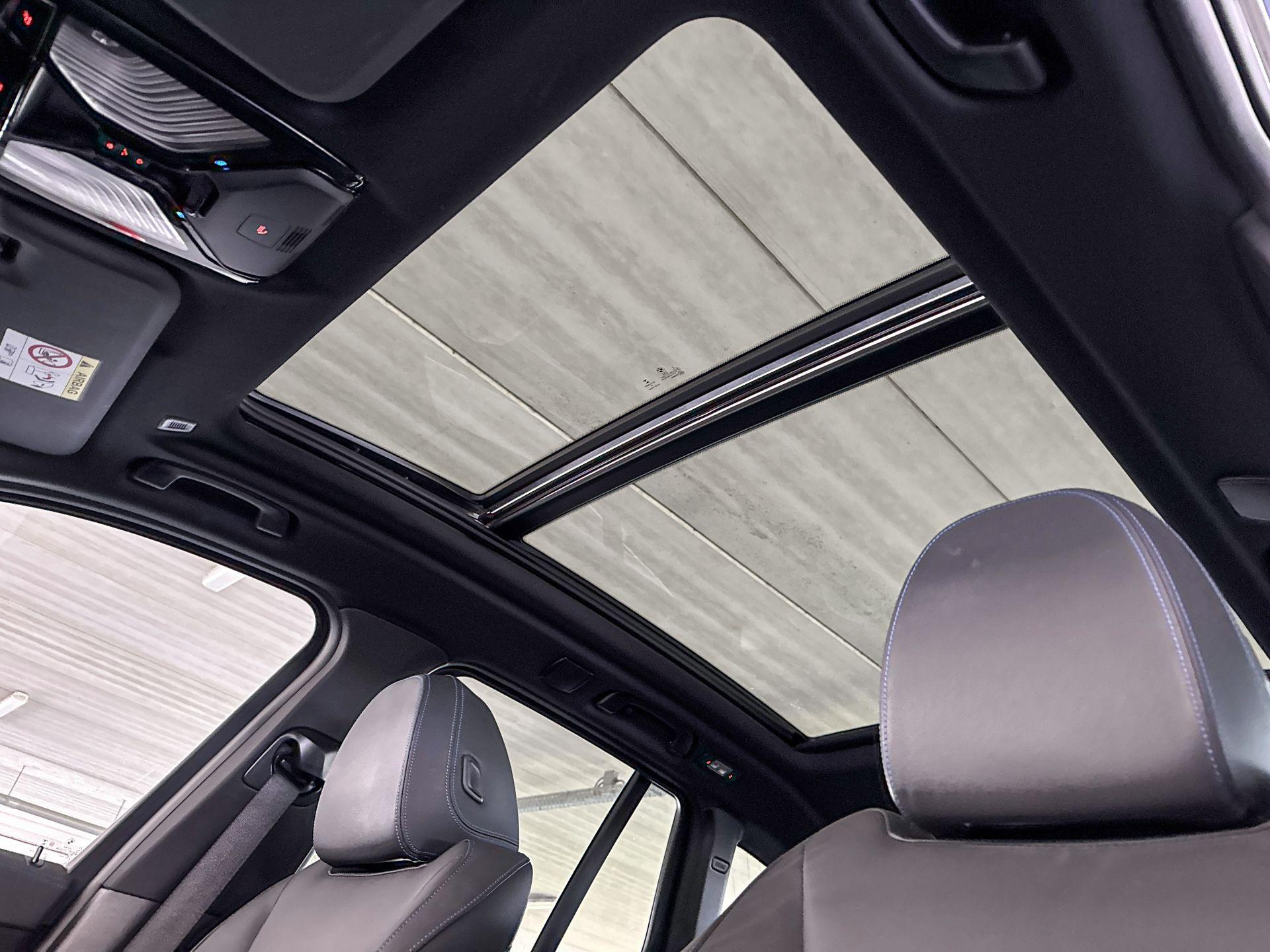 Foto van BMW Ix3