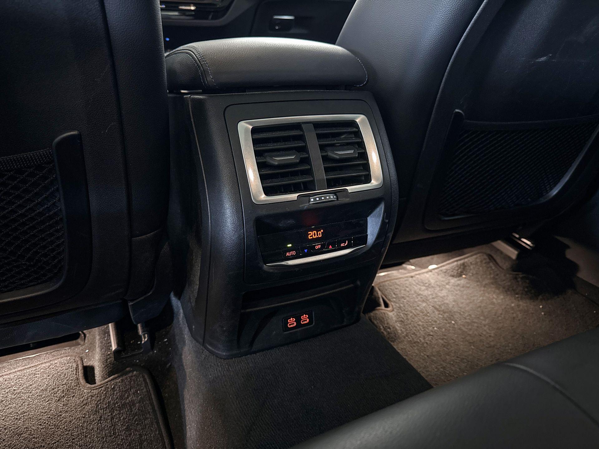 Foto van BMW Ix3