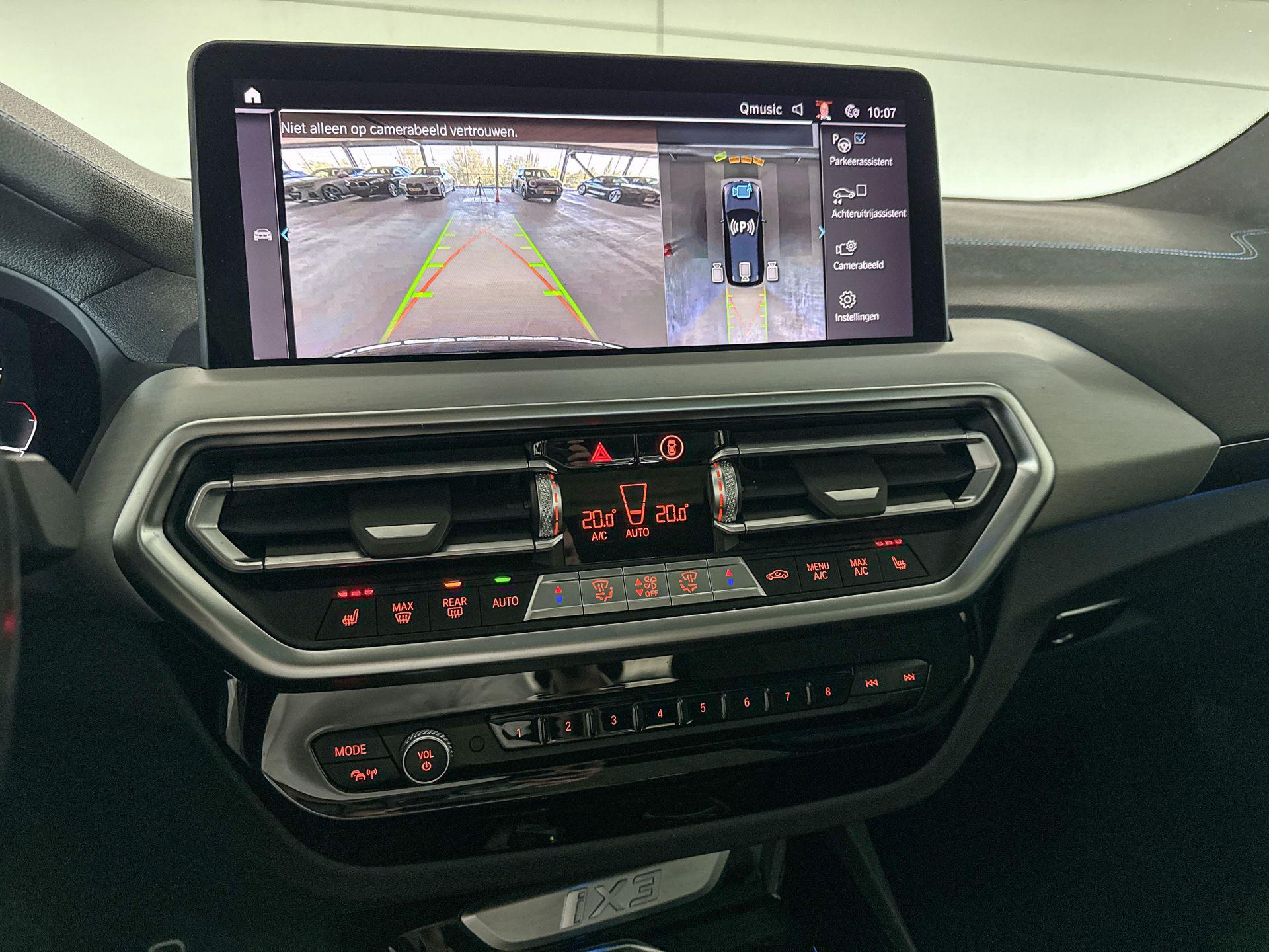Foto van BMW Ix3