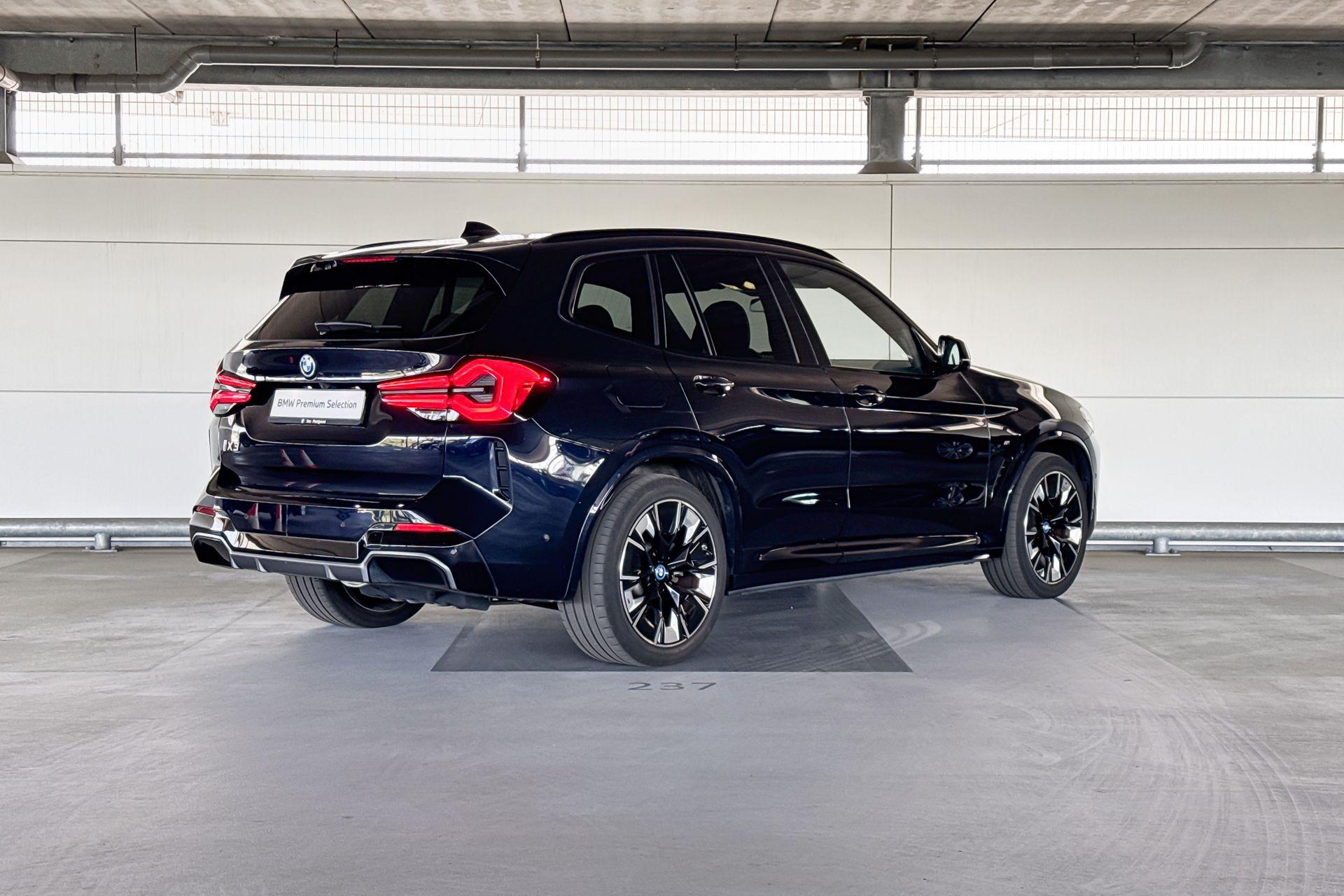 Foto van BMW Ix3