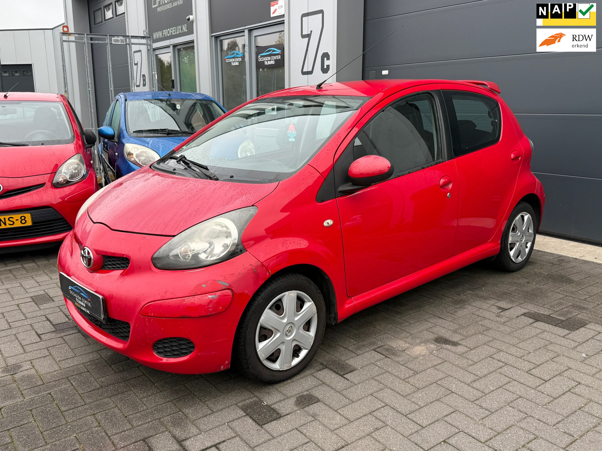 Toyota Toyota Aygo 1.0 AIRCO | ELEKTR PAKKET | NIEUWE APK | NAP | 2010 - voorkant