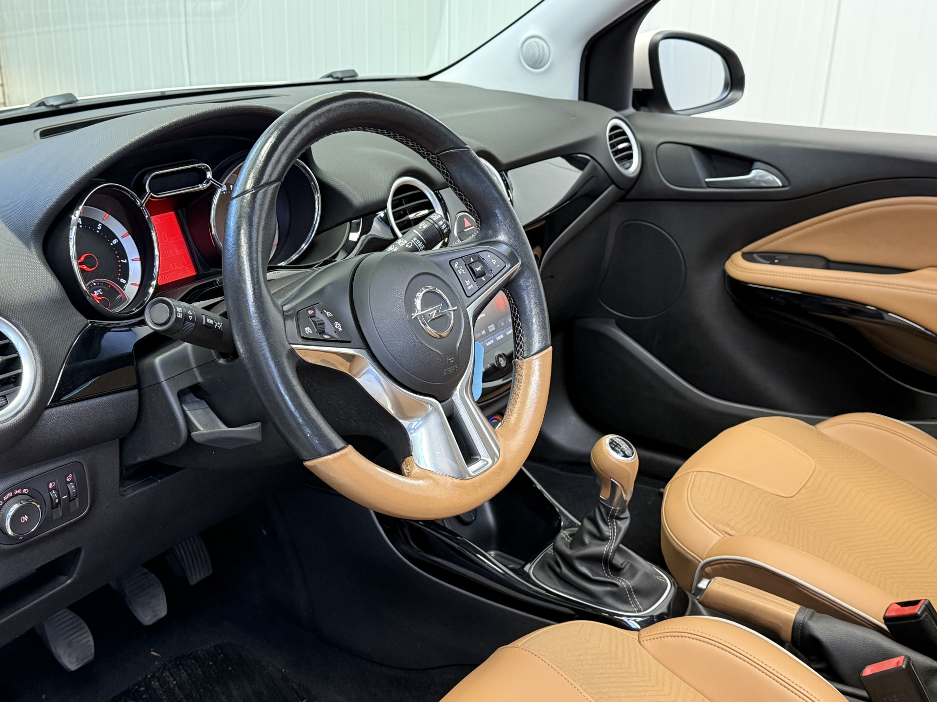 Foto van Opel Adam