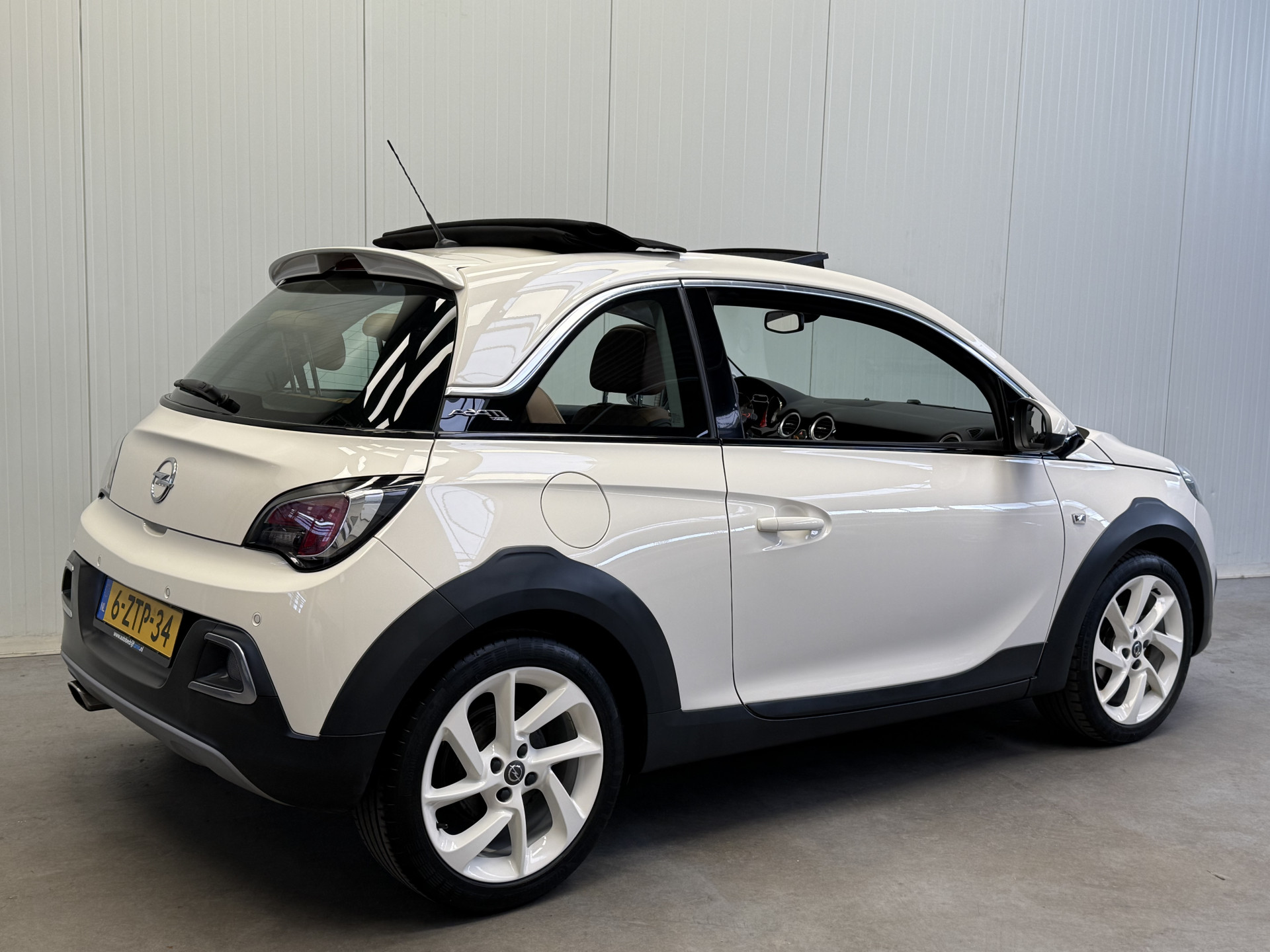 Foto van Opel Adam