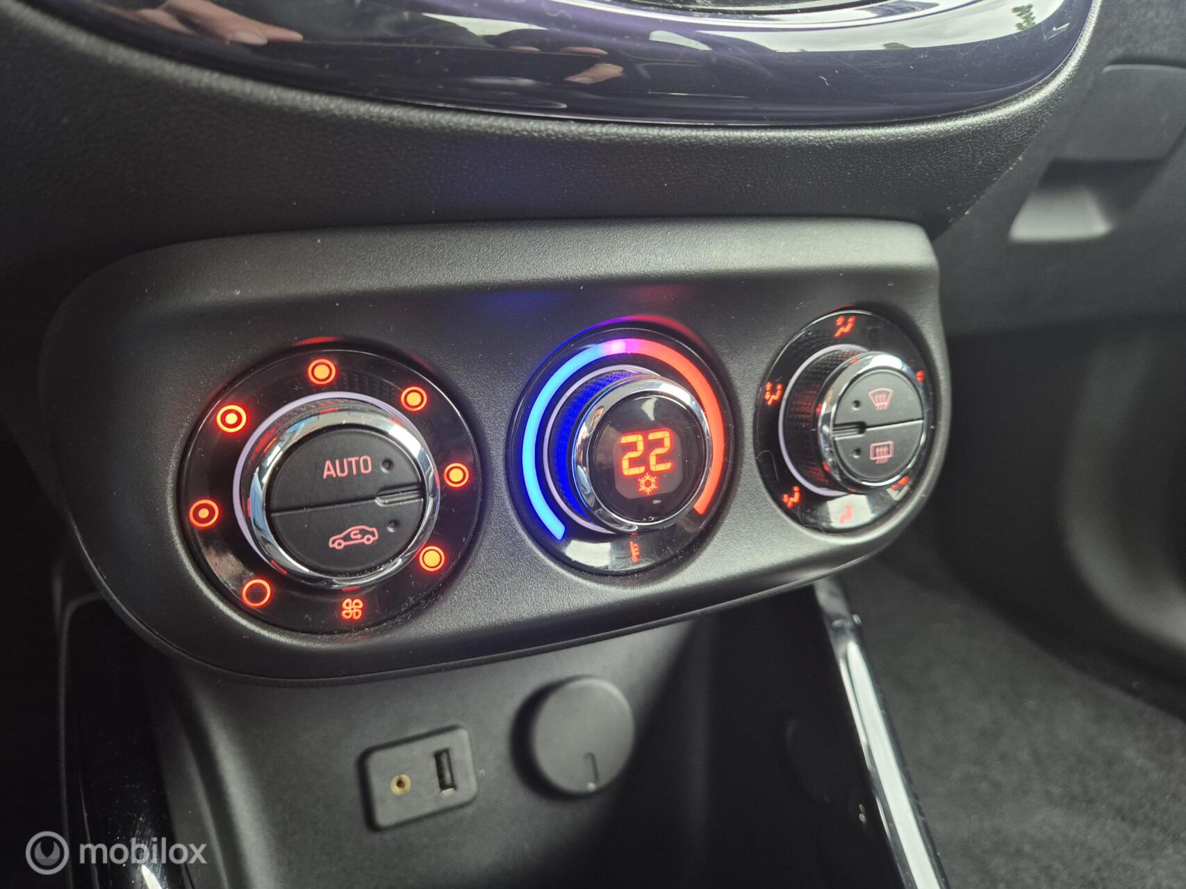Foto van Opel Adam