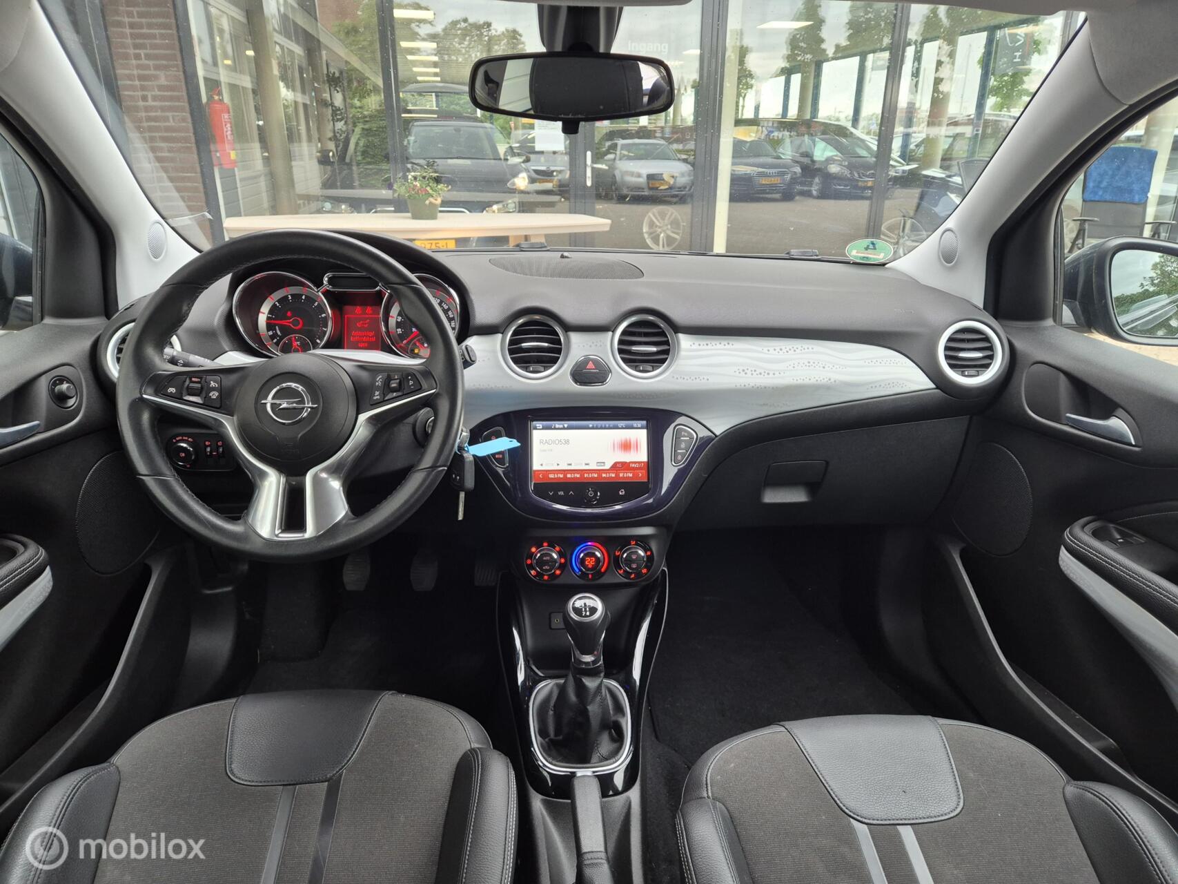 Foto van Opel Adam