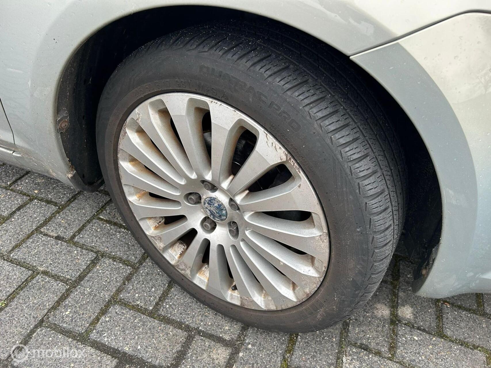 Foto van Ford C-max