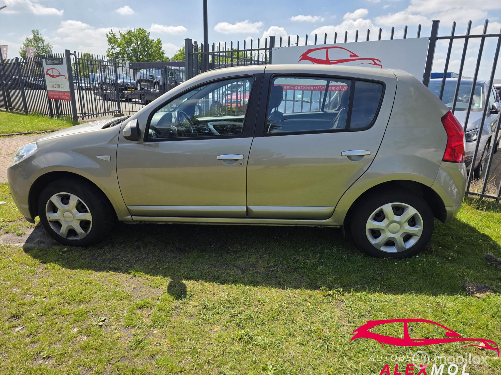 Foto van DACIA SANDERO
