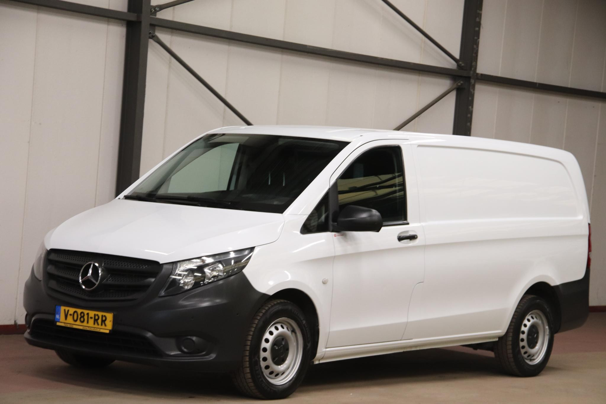 Mercedes-Benz Vito CDI LANG NAVI TREKHAAK 2018 - voorkant