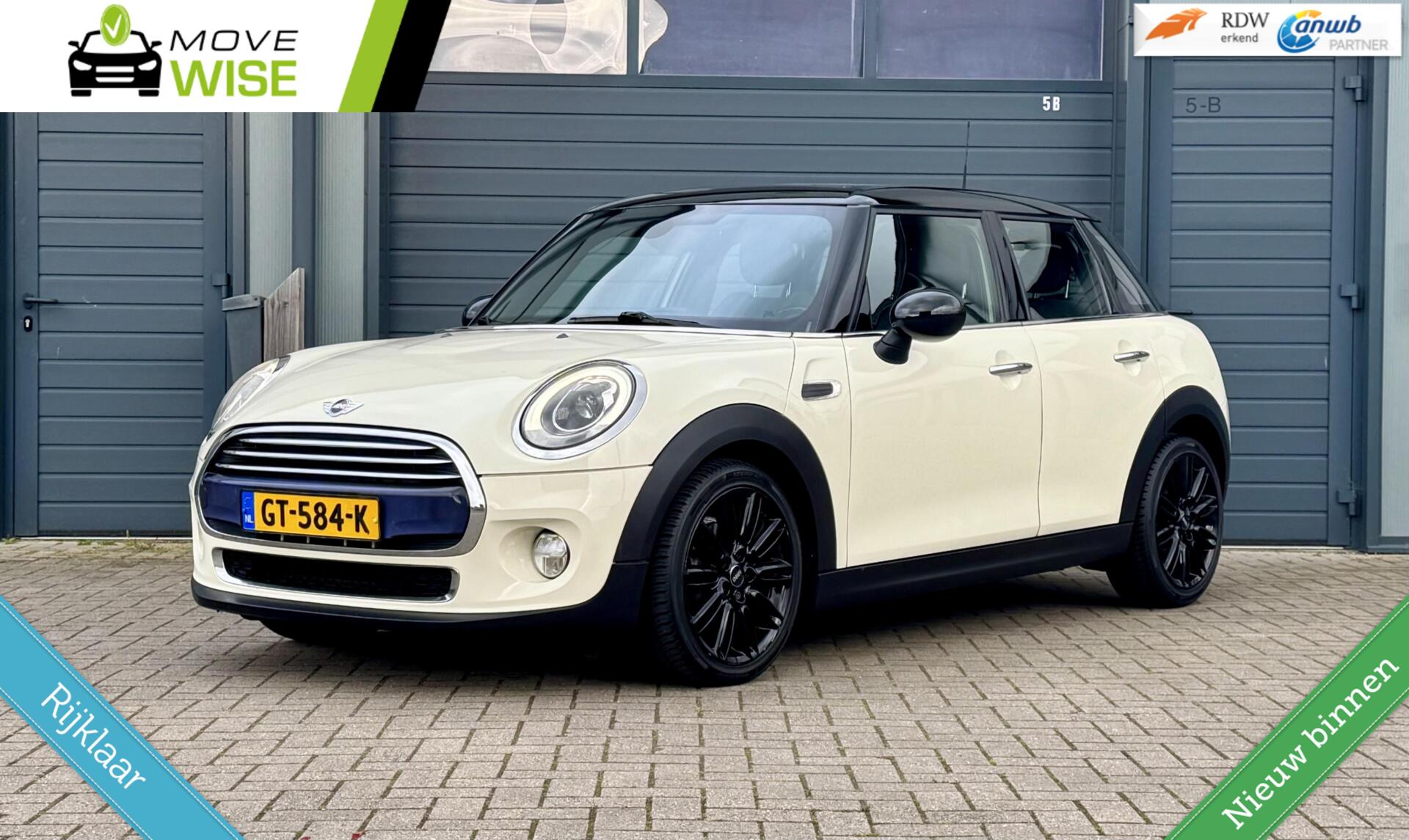 Foto van MINI COOPER