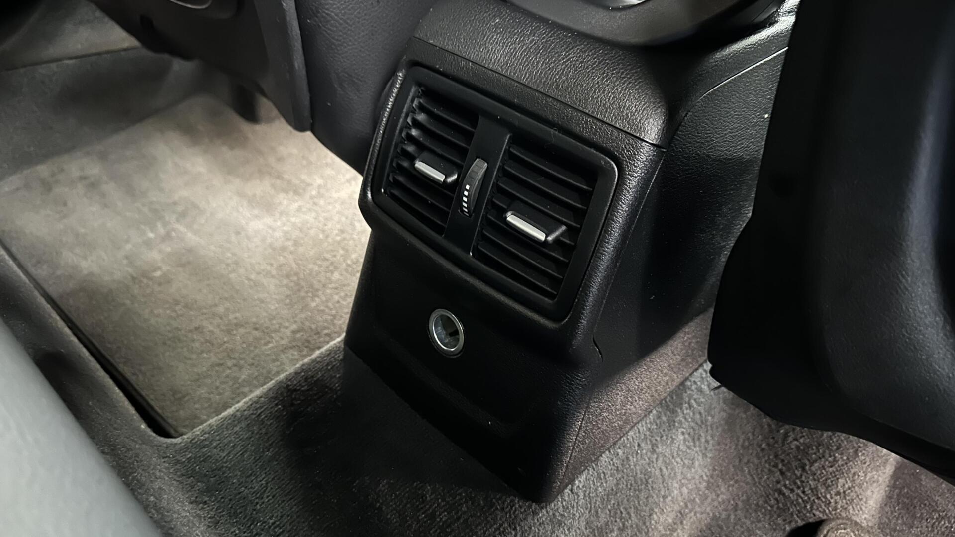 Foto van BMW X1 Sdrive18i
