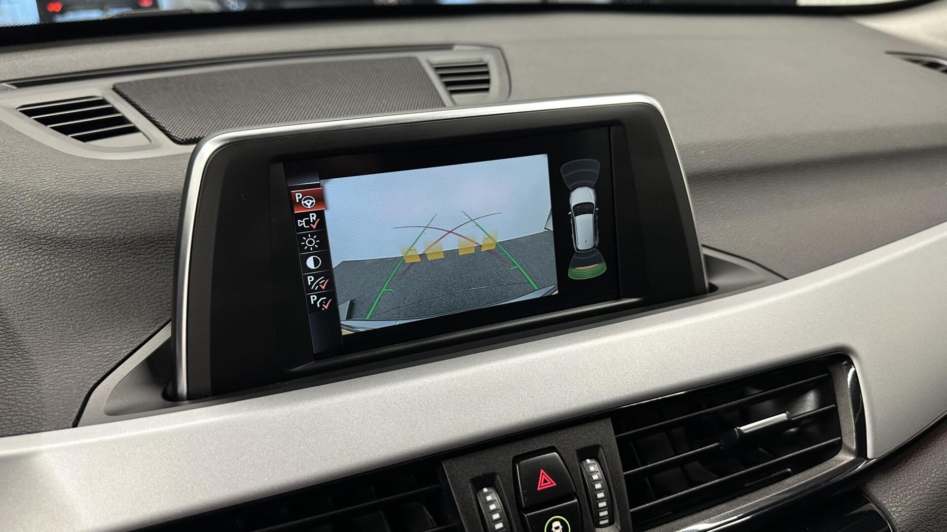 Foto van BMW X1 Sdrive18i