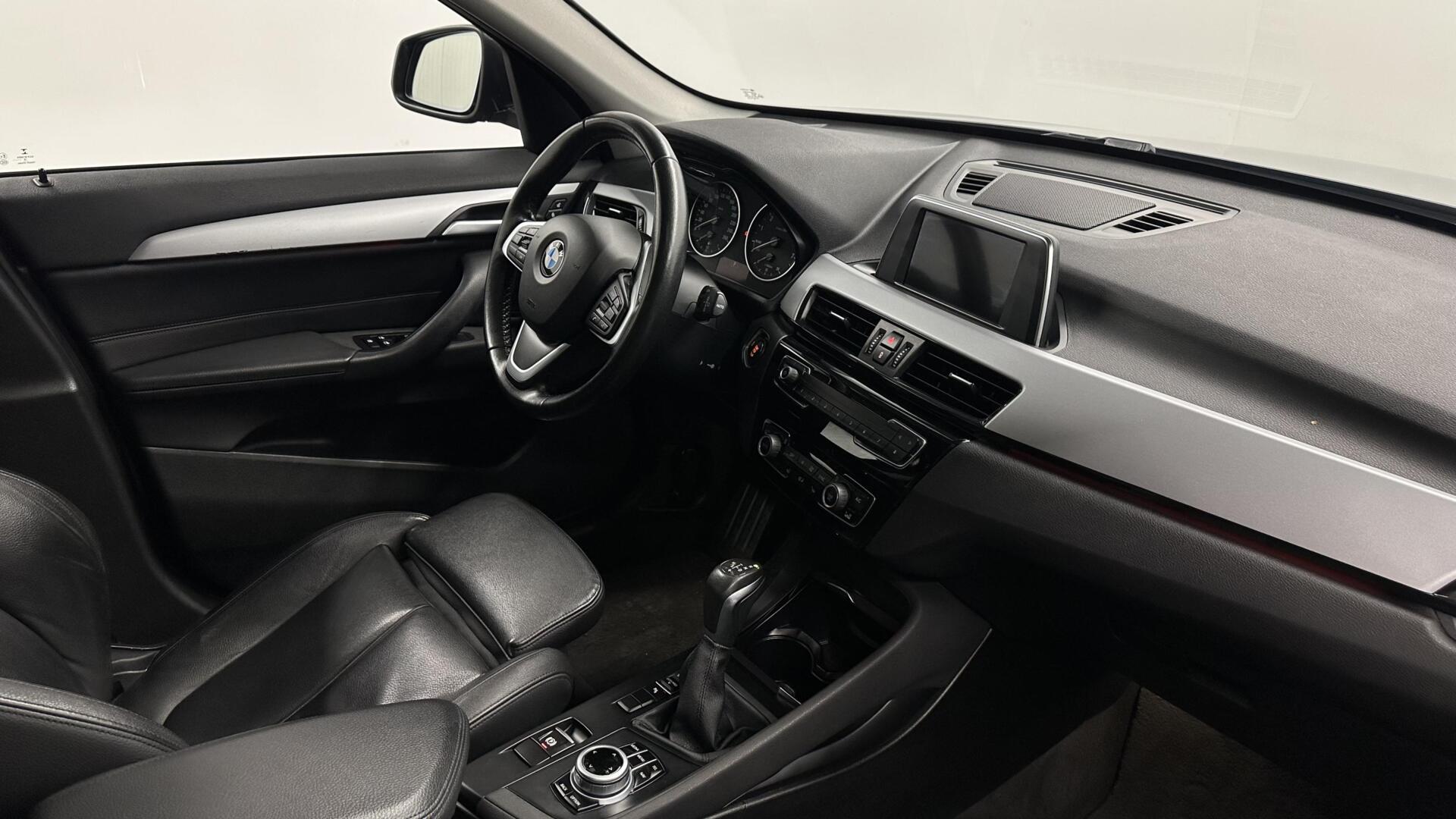 Foto van BMW X1 Sdrive18i