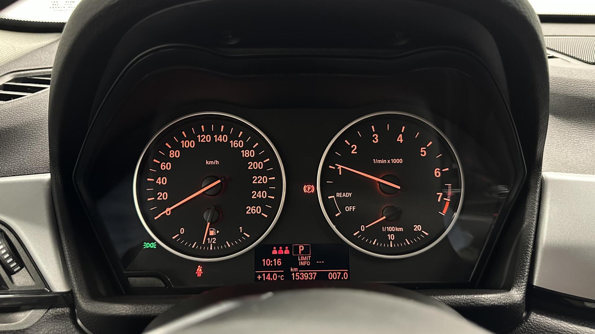 Foto van BMW X1 Sdrive18i