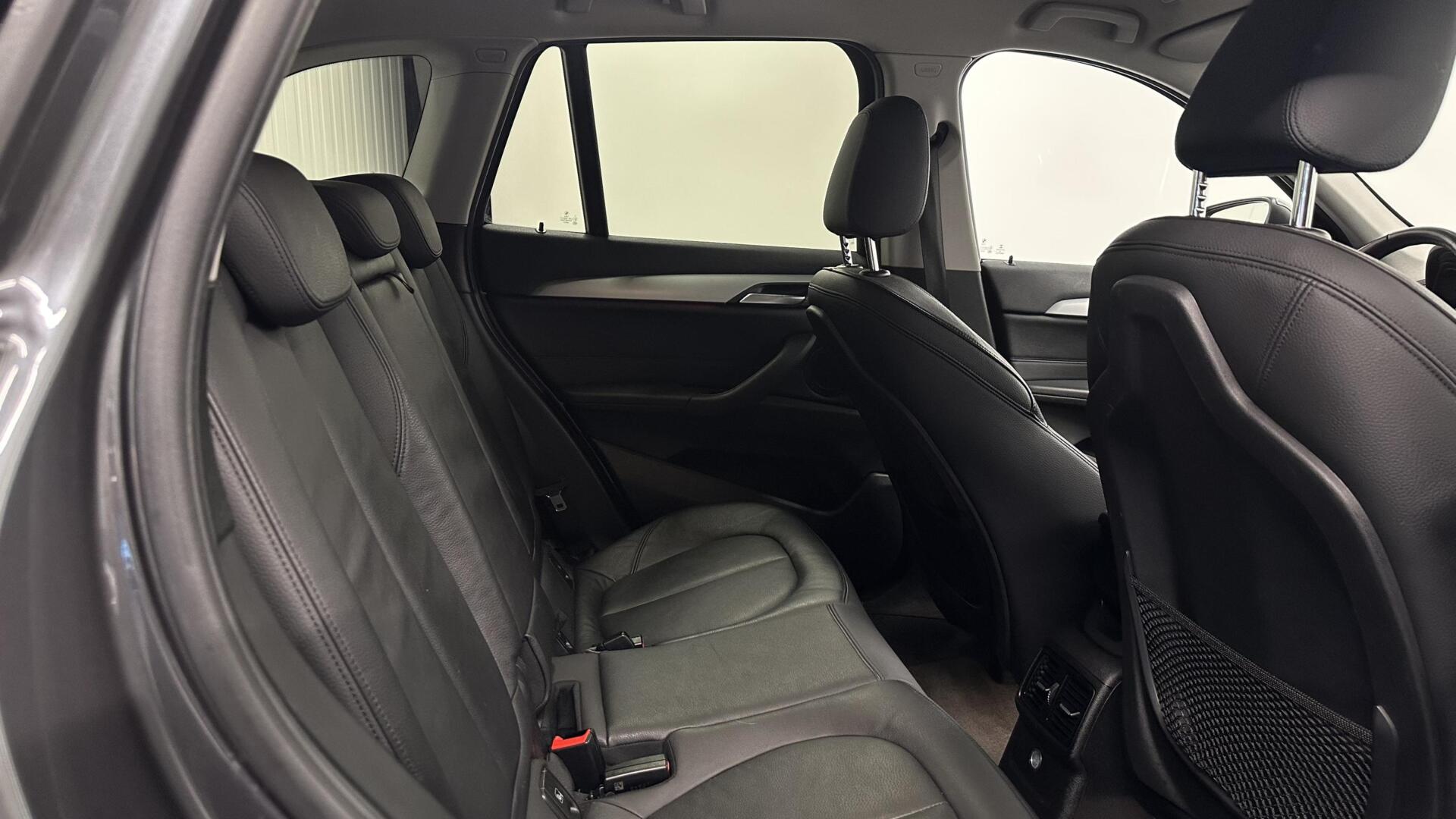 Foto van BMW X1 Sdrive18i