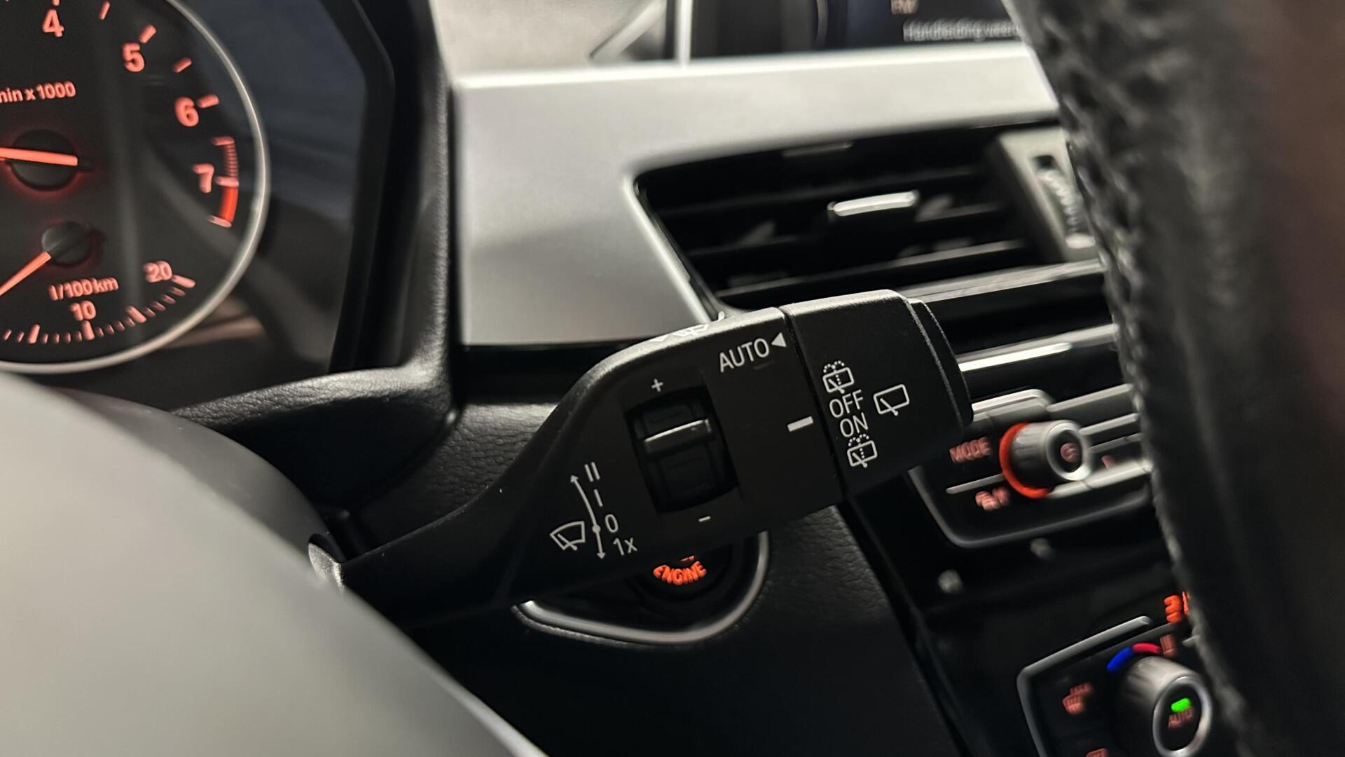 Foto van BMW X1 Sdrive18i