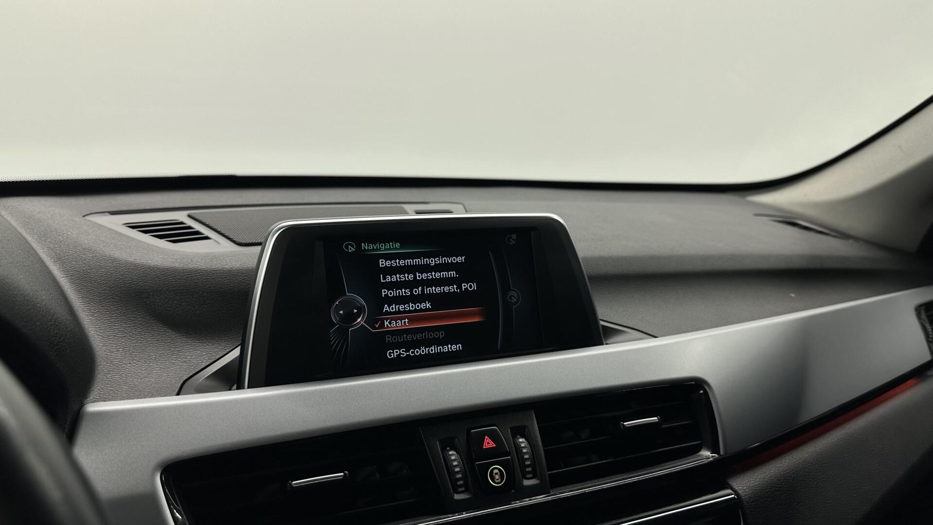 Foto van BMW X1 Sdrive18i