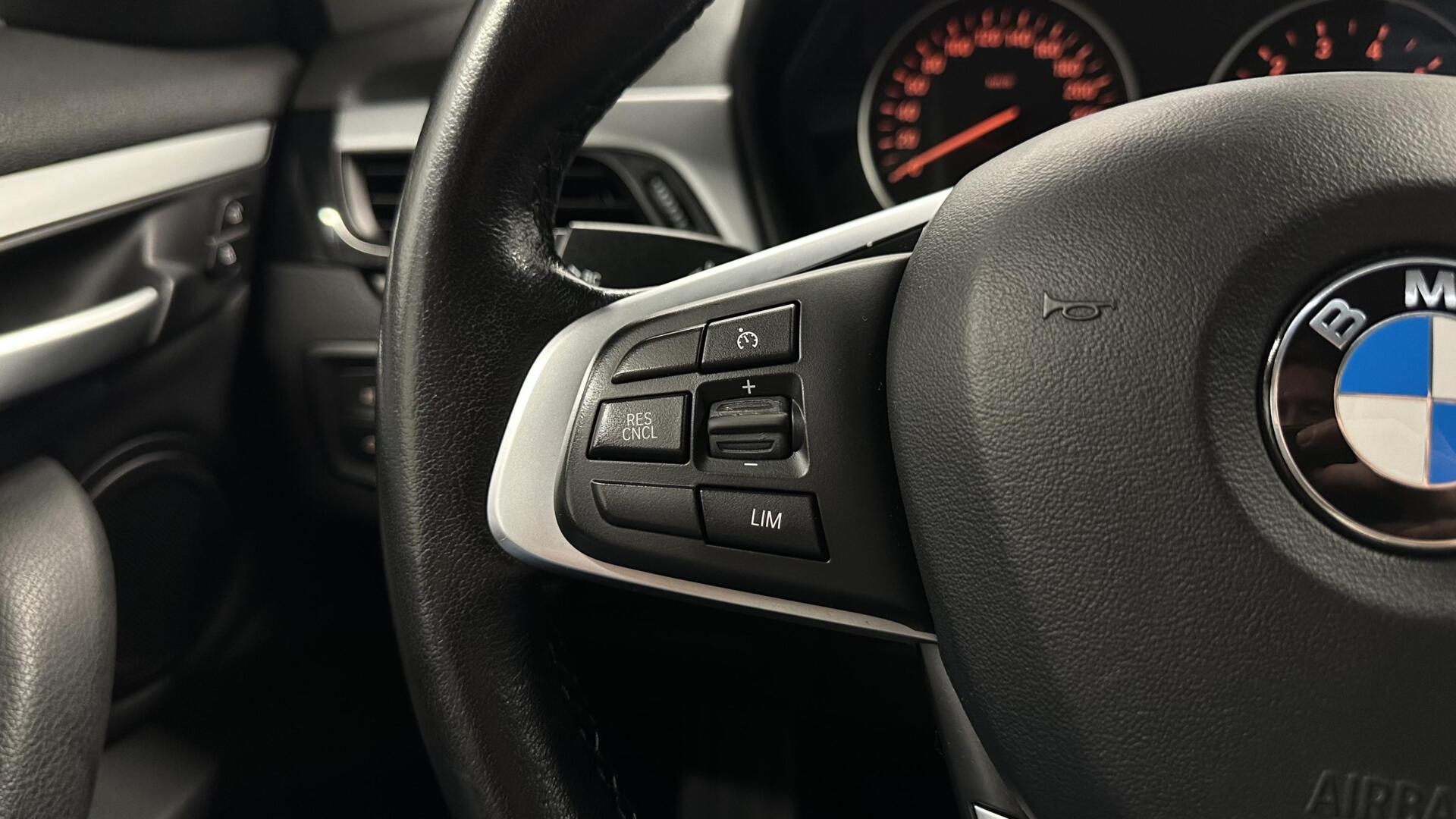 Foto van BMW X1 Sdrive18i