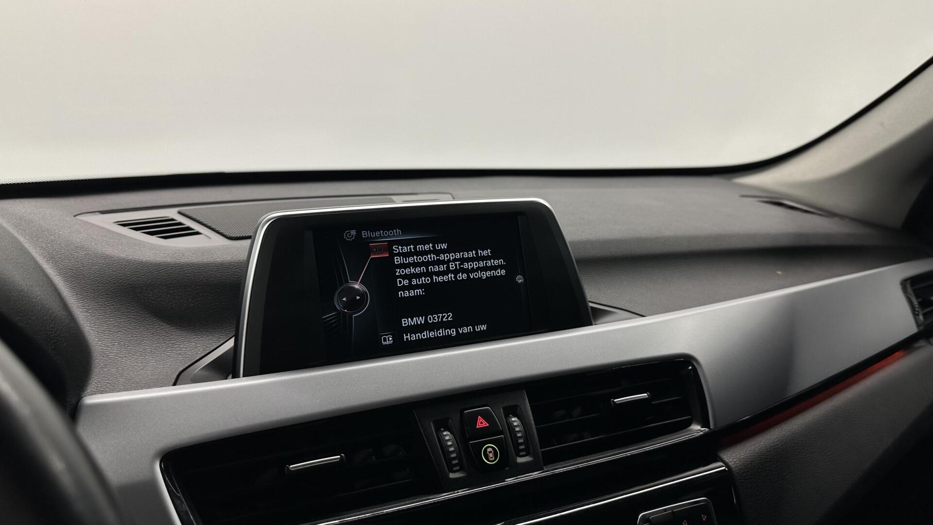 Foto van BMW X1 Sdrive18i