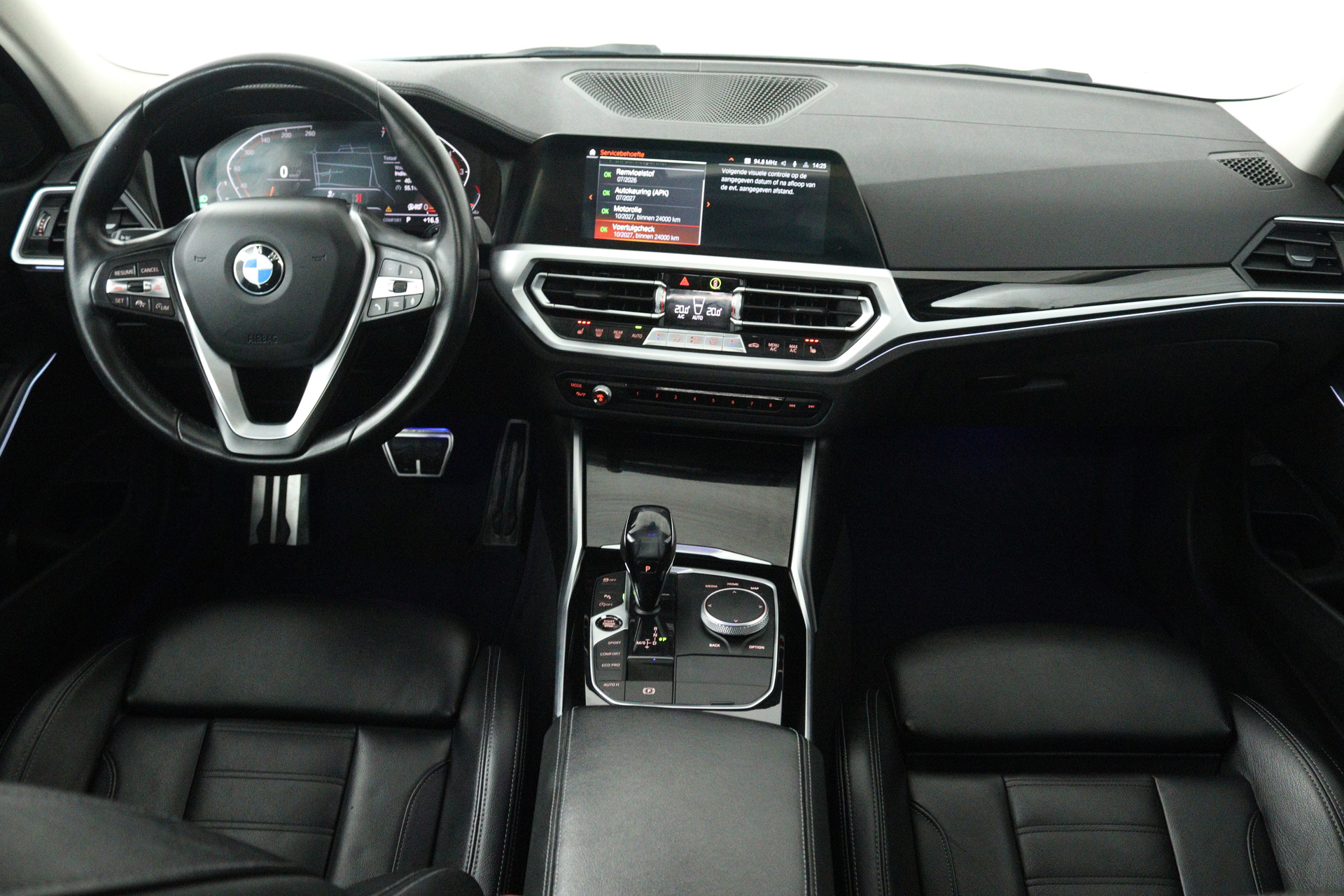 Foto van BMW 330i