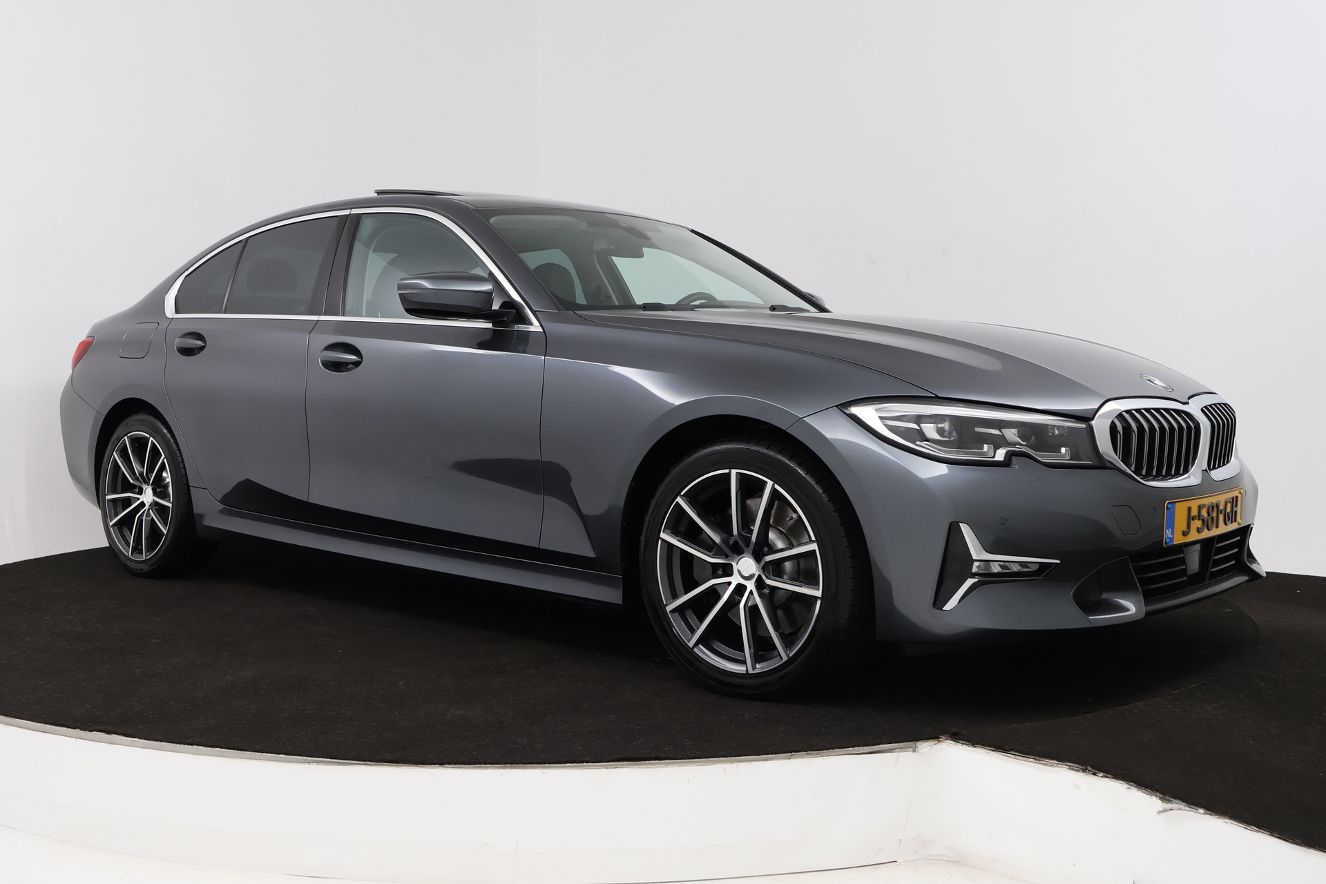 Foto van BMW 330i