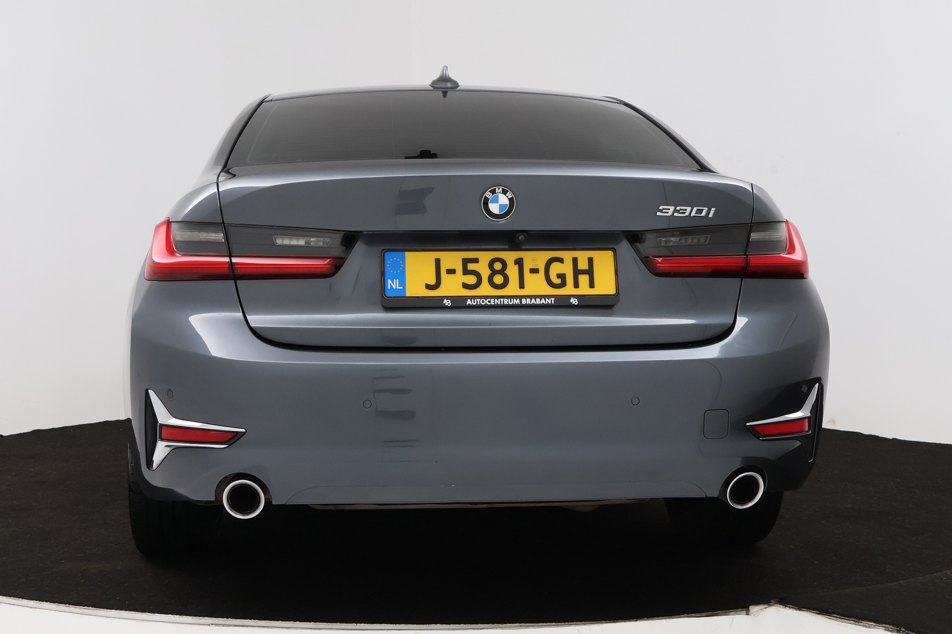 Foto van BMW 330i