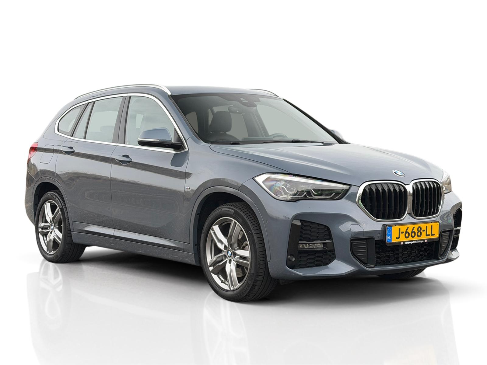 Foto van BMW X1 Xdrive25e