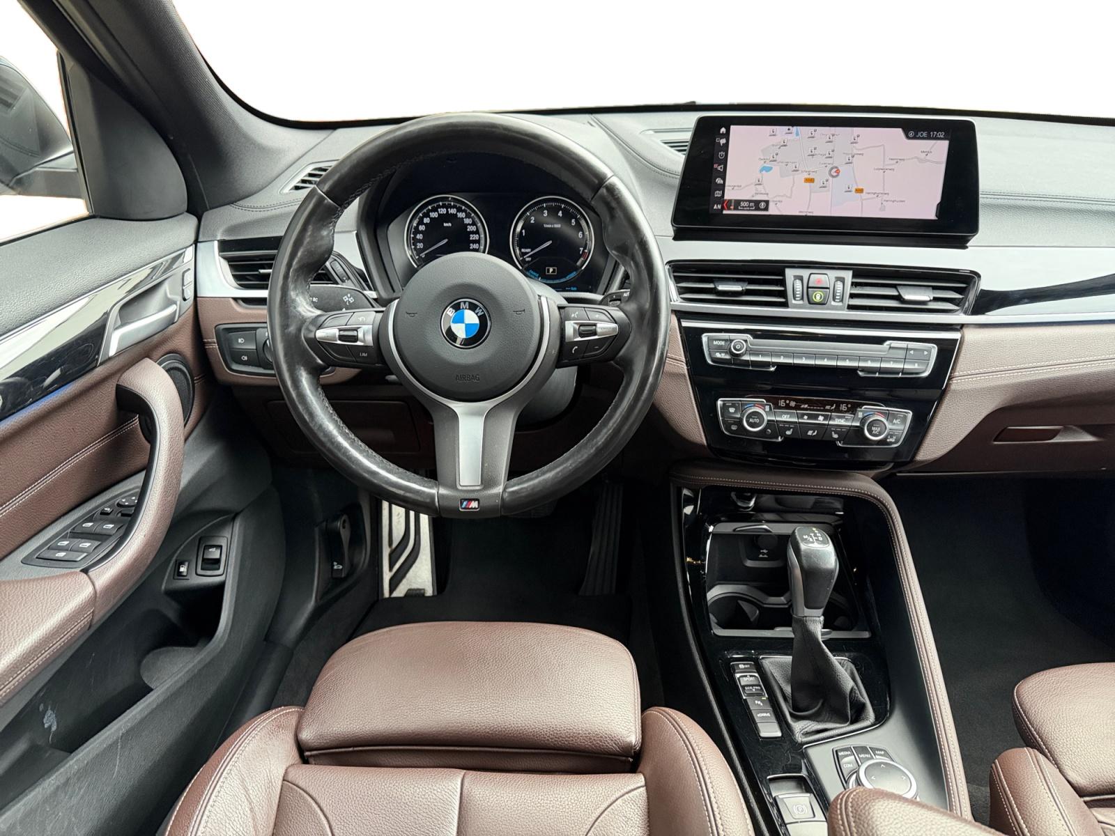 Foto van BMW X1 Xdrive25e