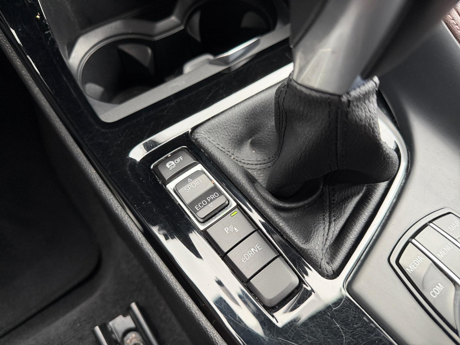 Foto van BMW X1 Xdrive25e