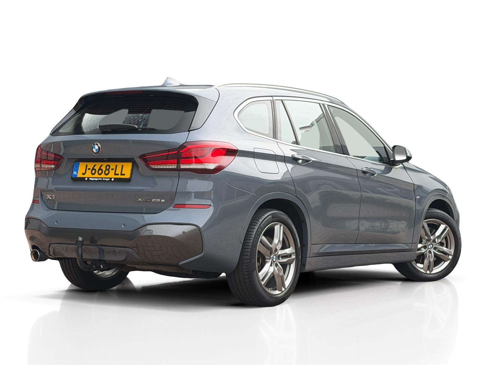 Foto van BMW X1 Xdrive25e
