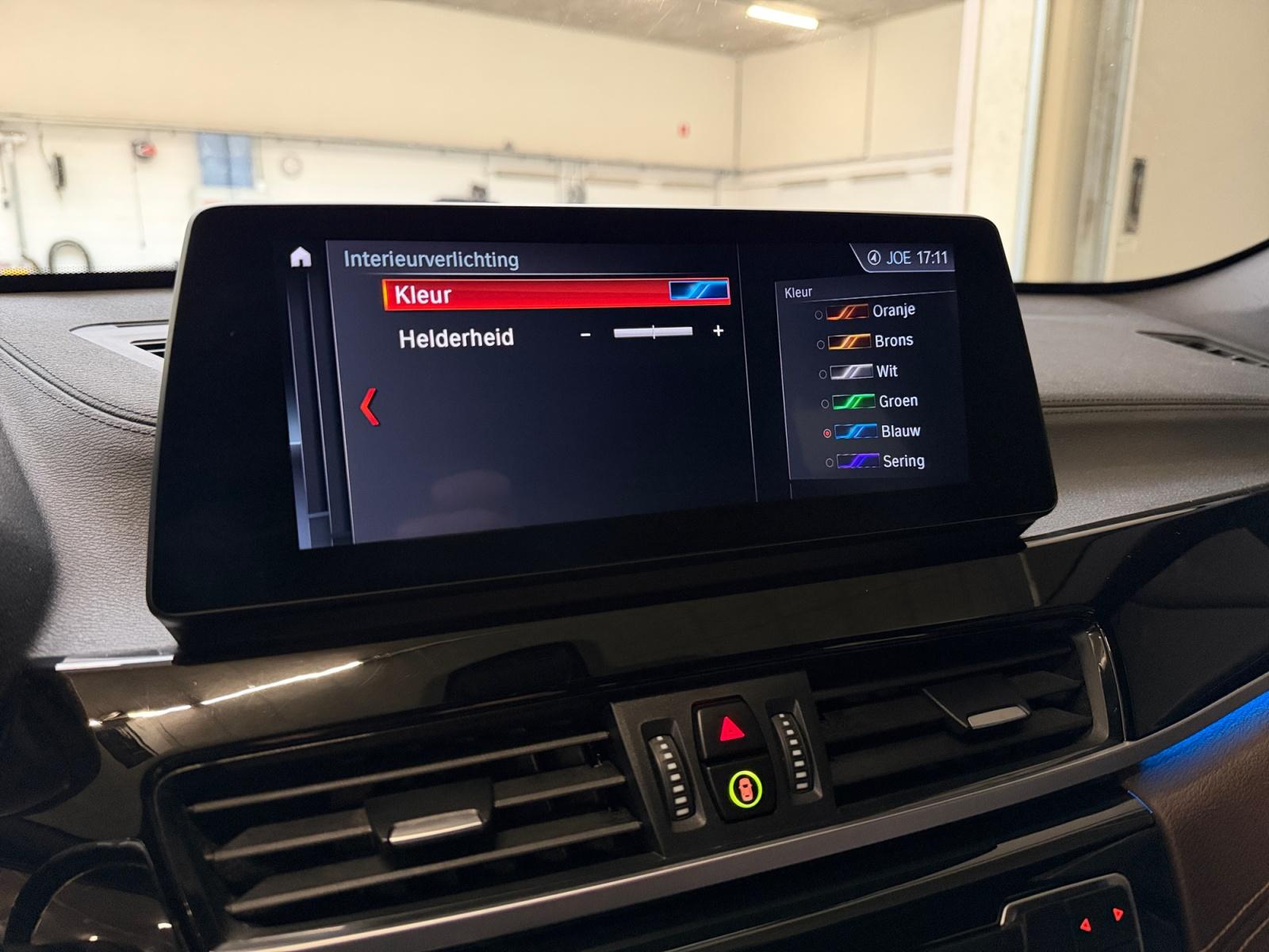 Foto van BMW X1 Xdrive25e
