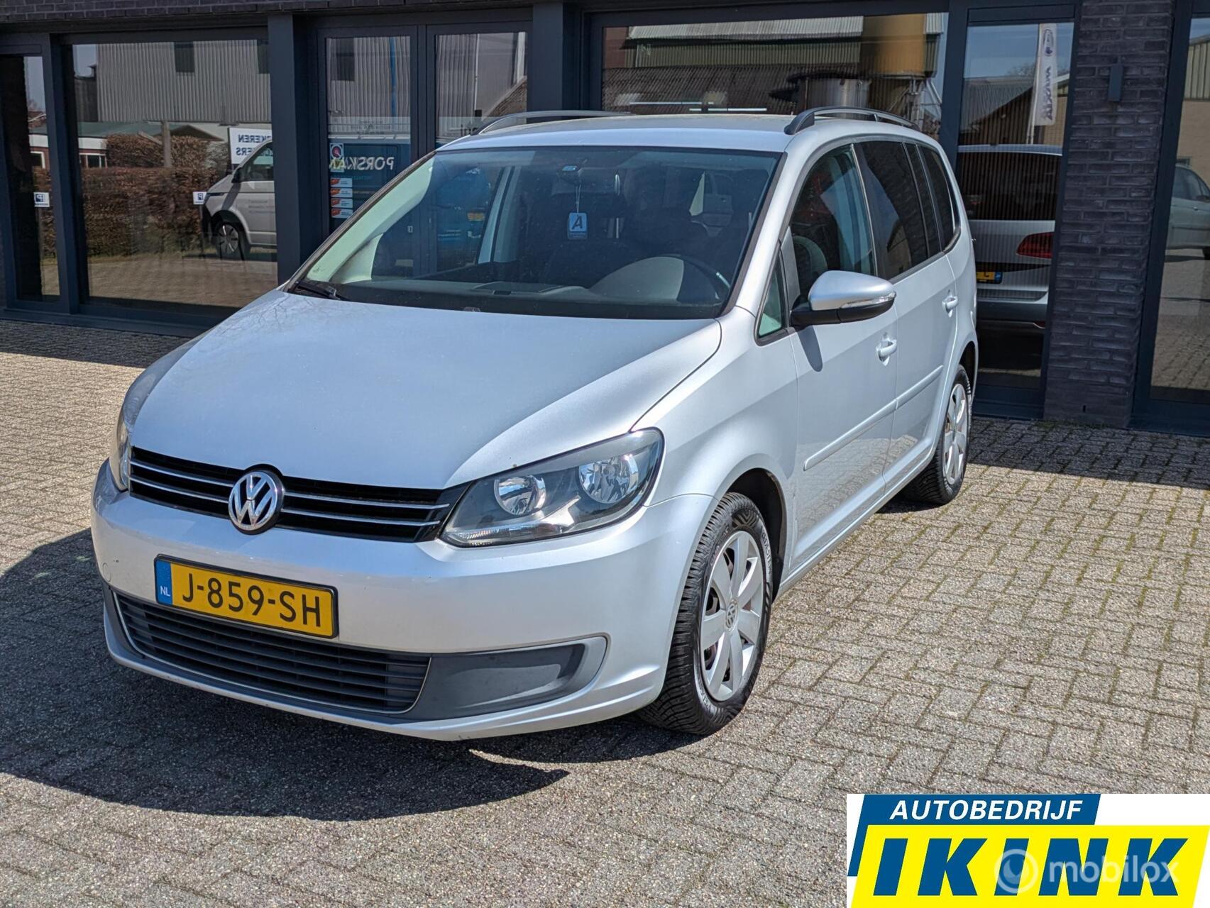 Volkswagen Touran 1.4 TSI Comfortline 7p. 2011 - voorkant