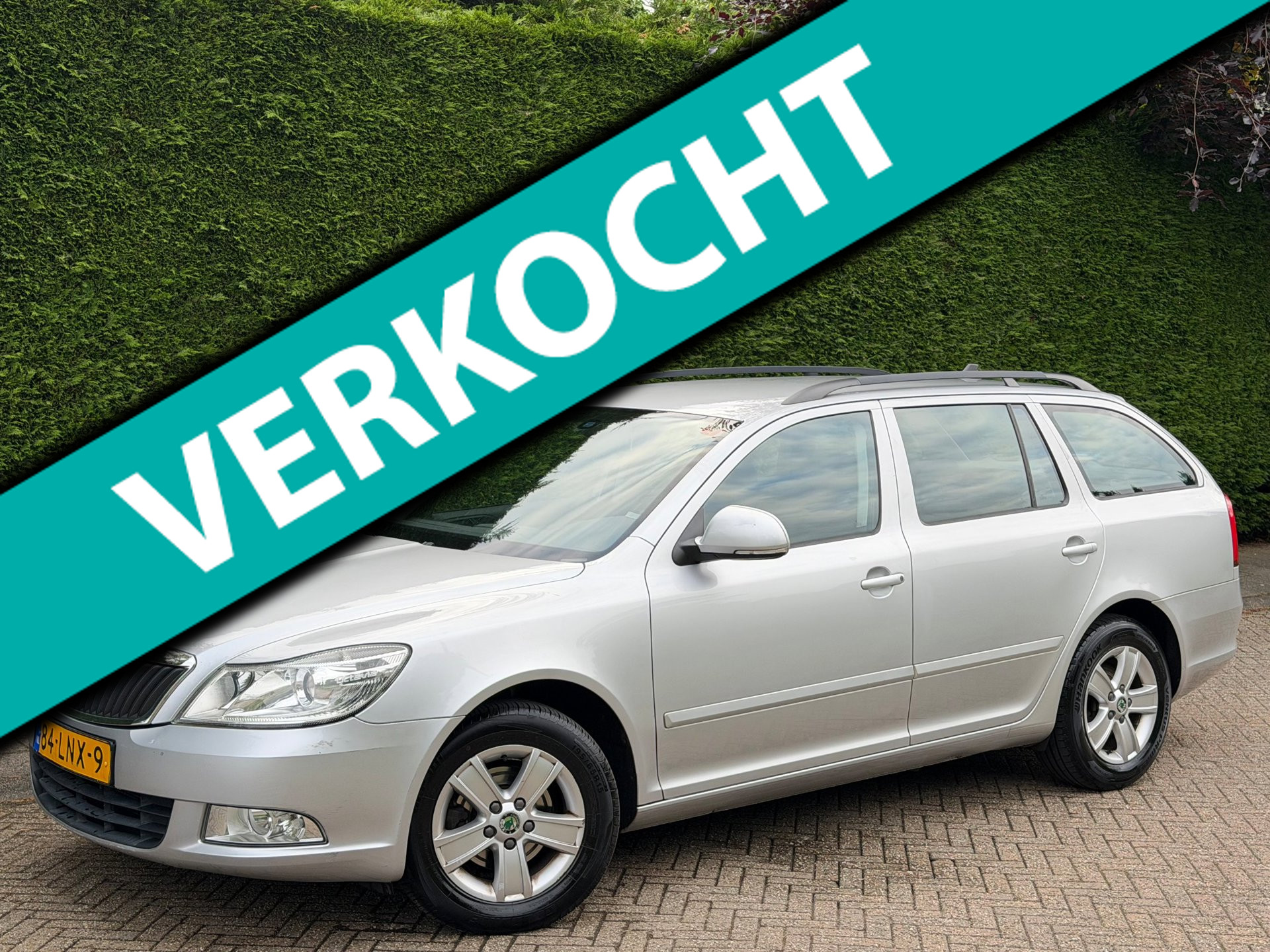 Skoda Octavia 1.4 TSI Ambition RIJDGOED/6BAK/PDC/AIRCO 2010 - voorkant