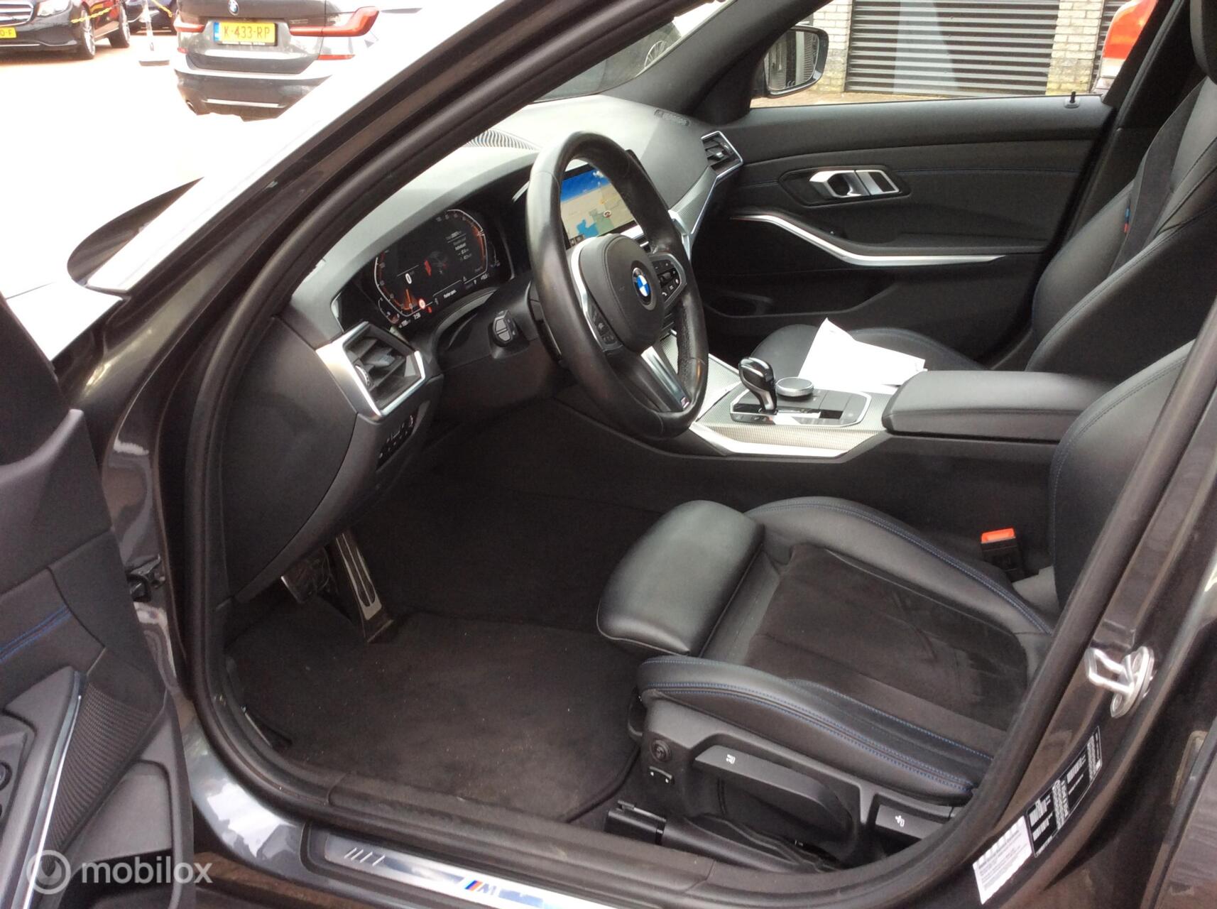 Foto van BMW 318i
