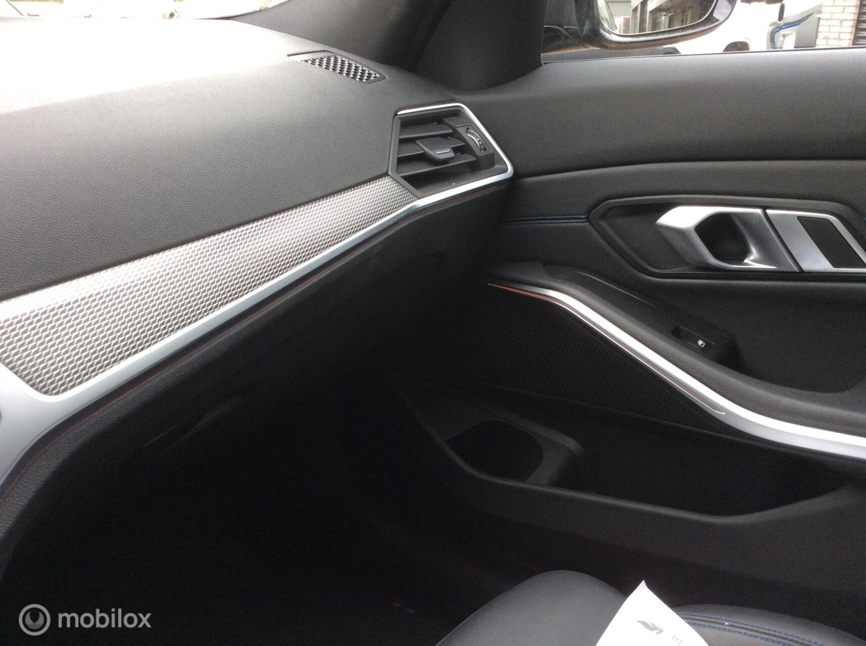 Foto van BMW 318i