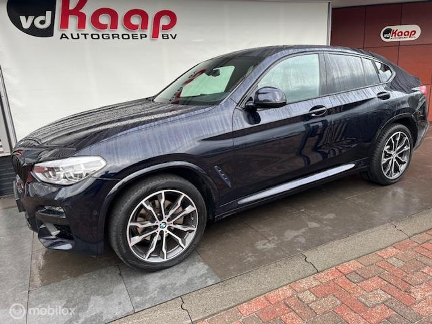 Foto van BMW X4 XDRIVE20D