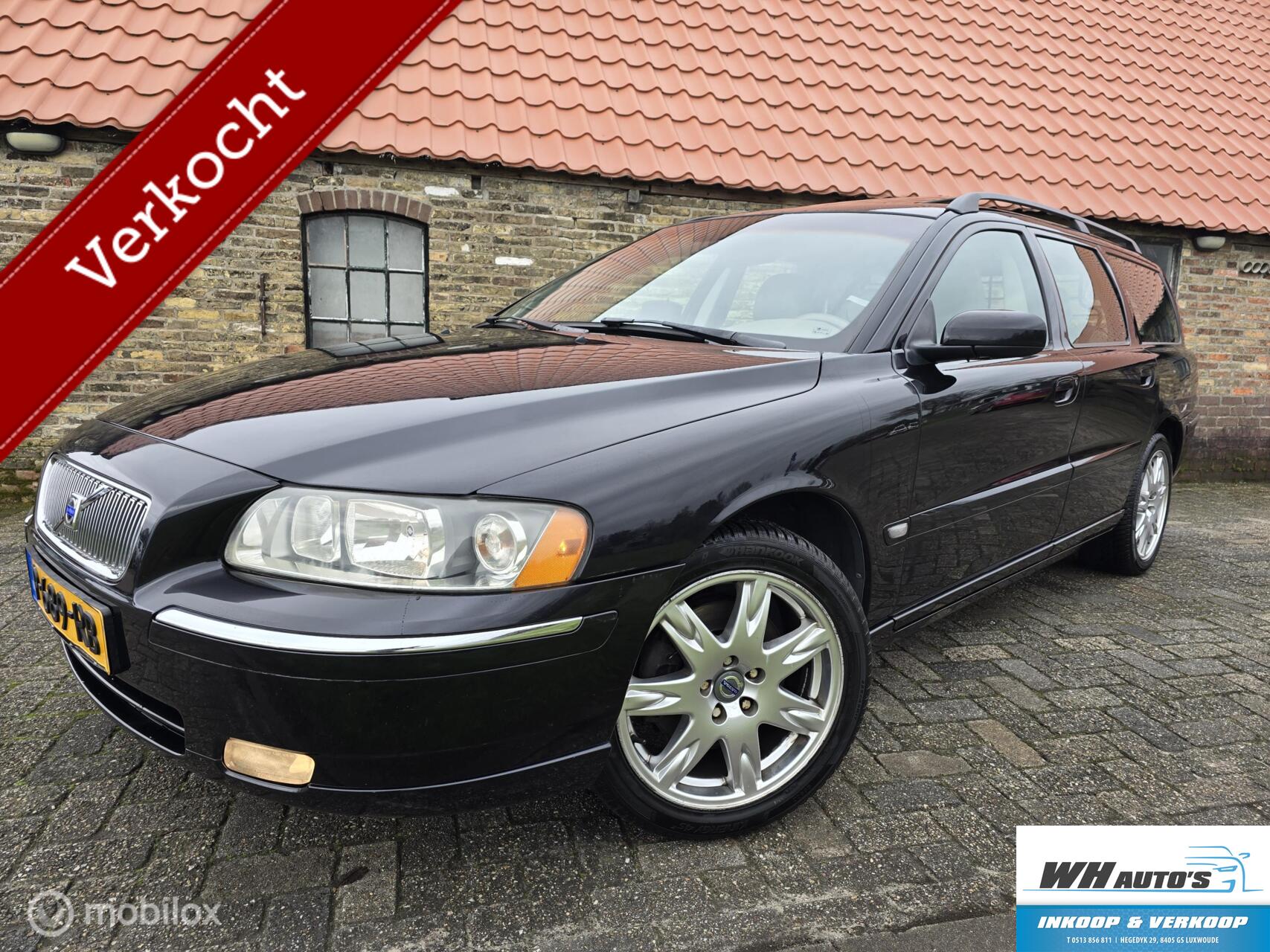 Volvo V70 2.5T Momentum | Nette staat | Lage kmstand | 2004 - voorkant